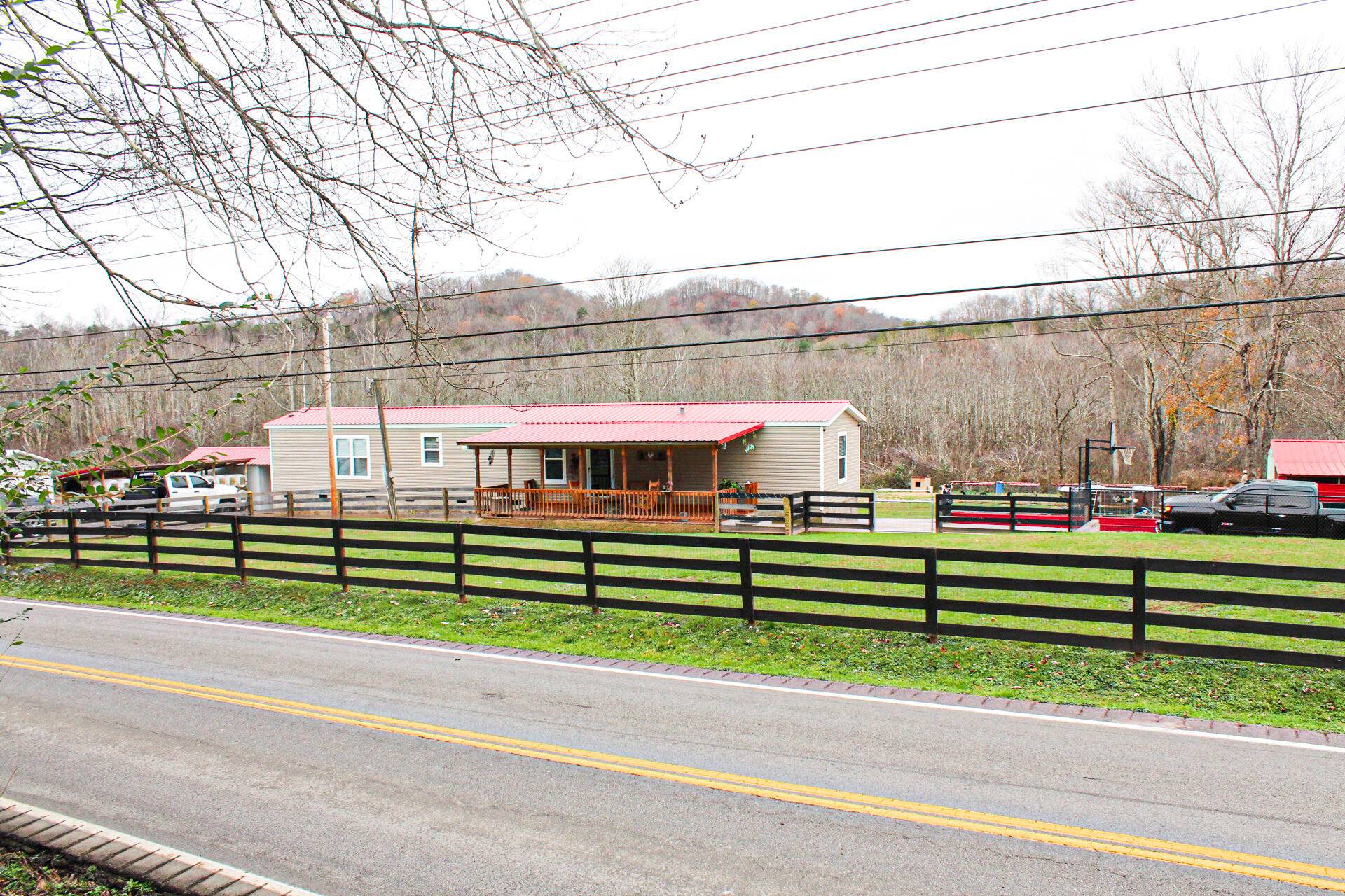 Barbourville, KY 40906,929 State Highway 229