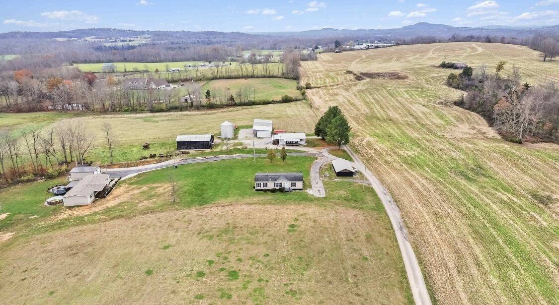 Eubank, KY 42567,140 Coy Mcmullins Rd