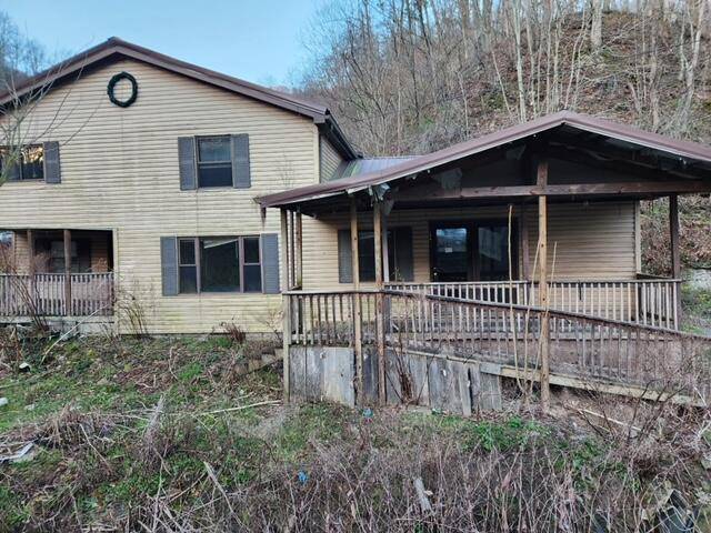 Evarts, KY 40828,136 Cawood Branch Road