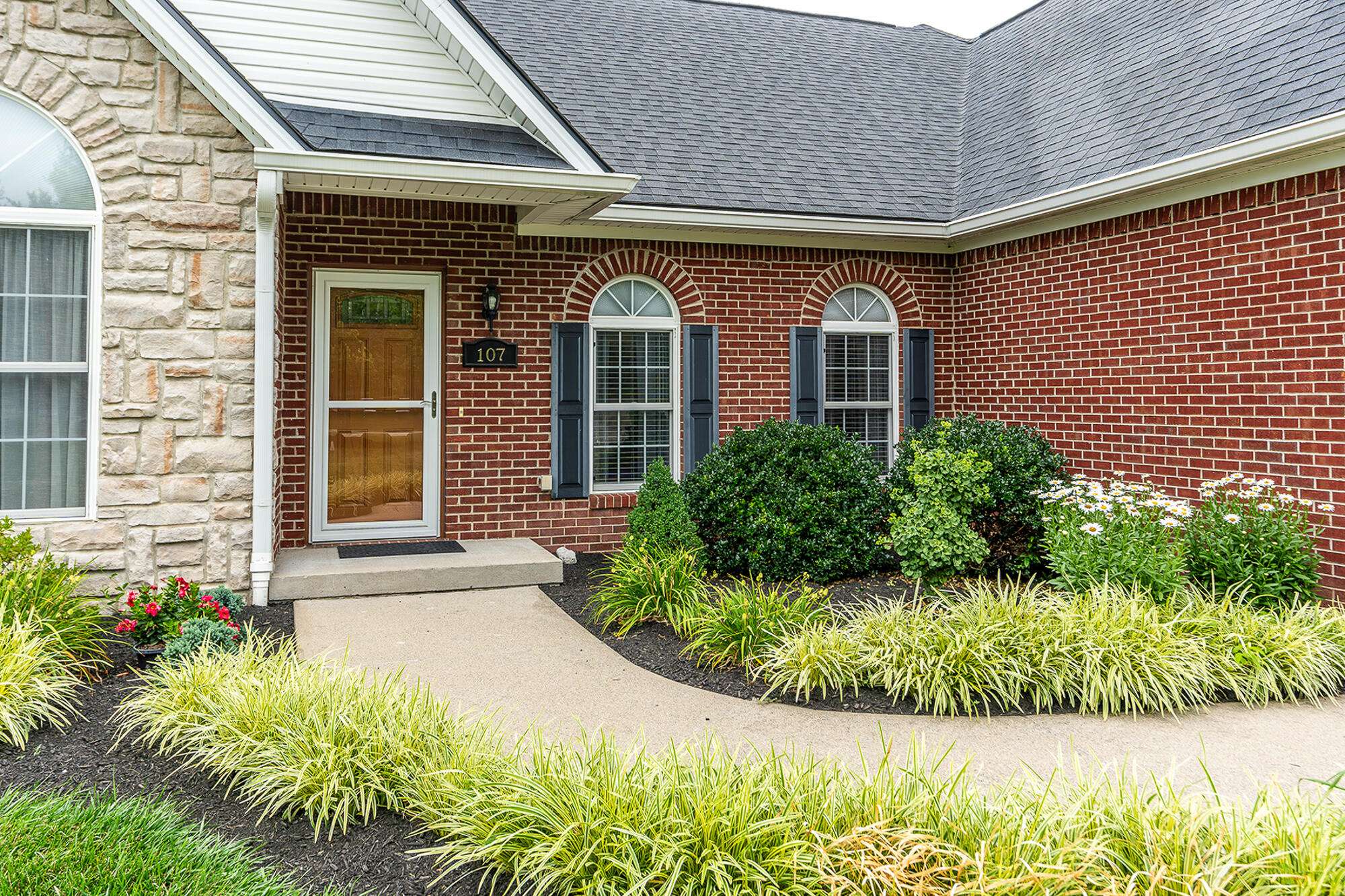 Lancaster, KY 40444,107 Palisades Pointe Drive