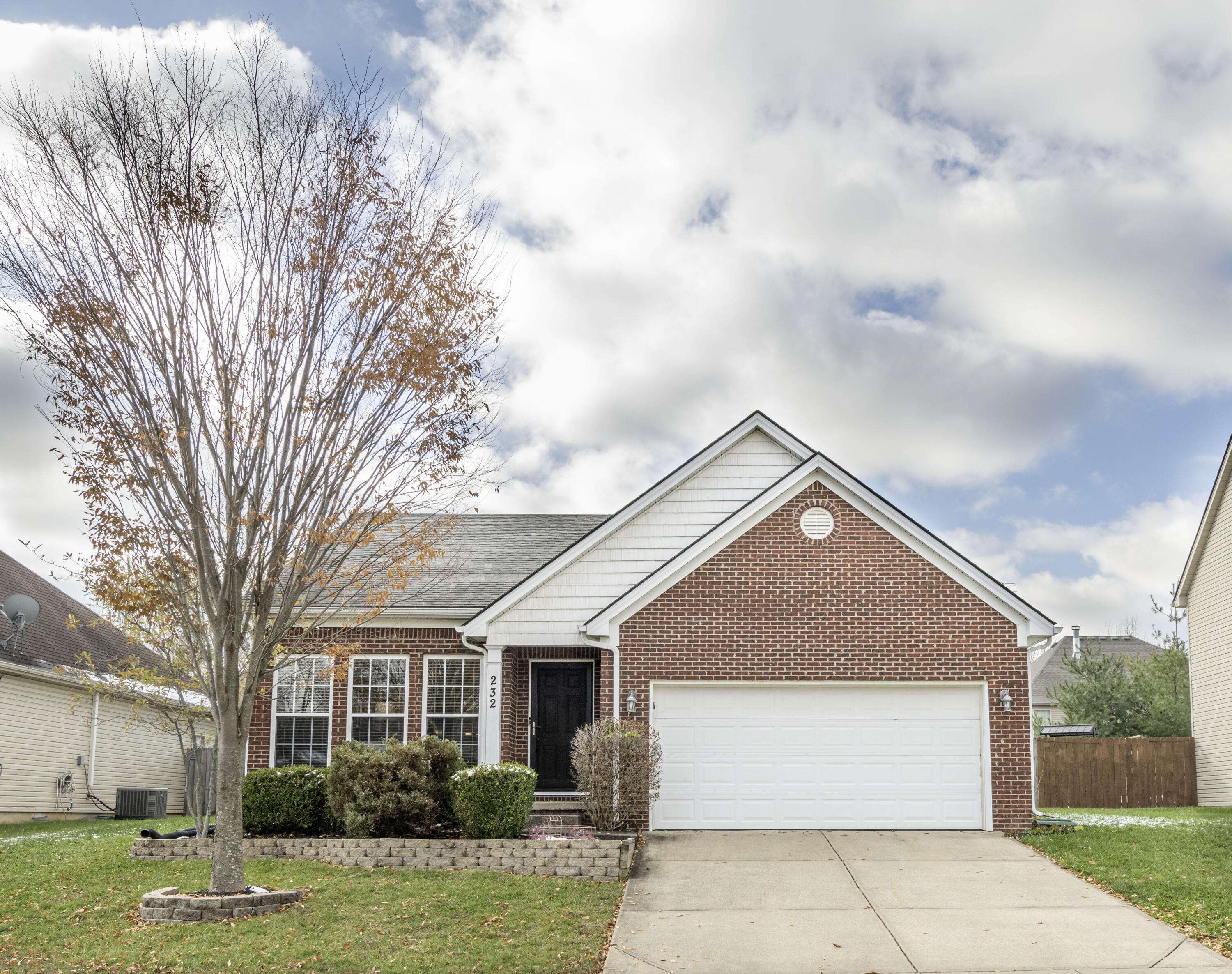 Versailles, KY 40383,232 Gleneagles Way