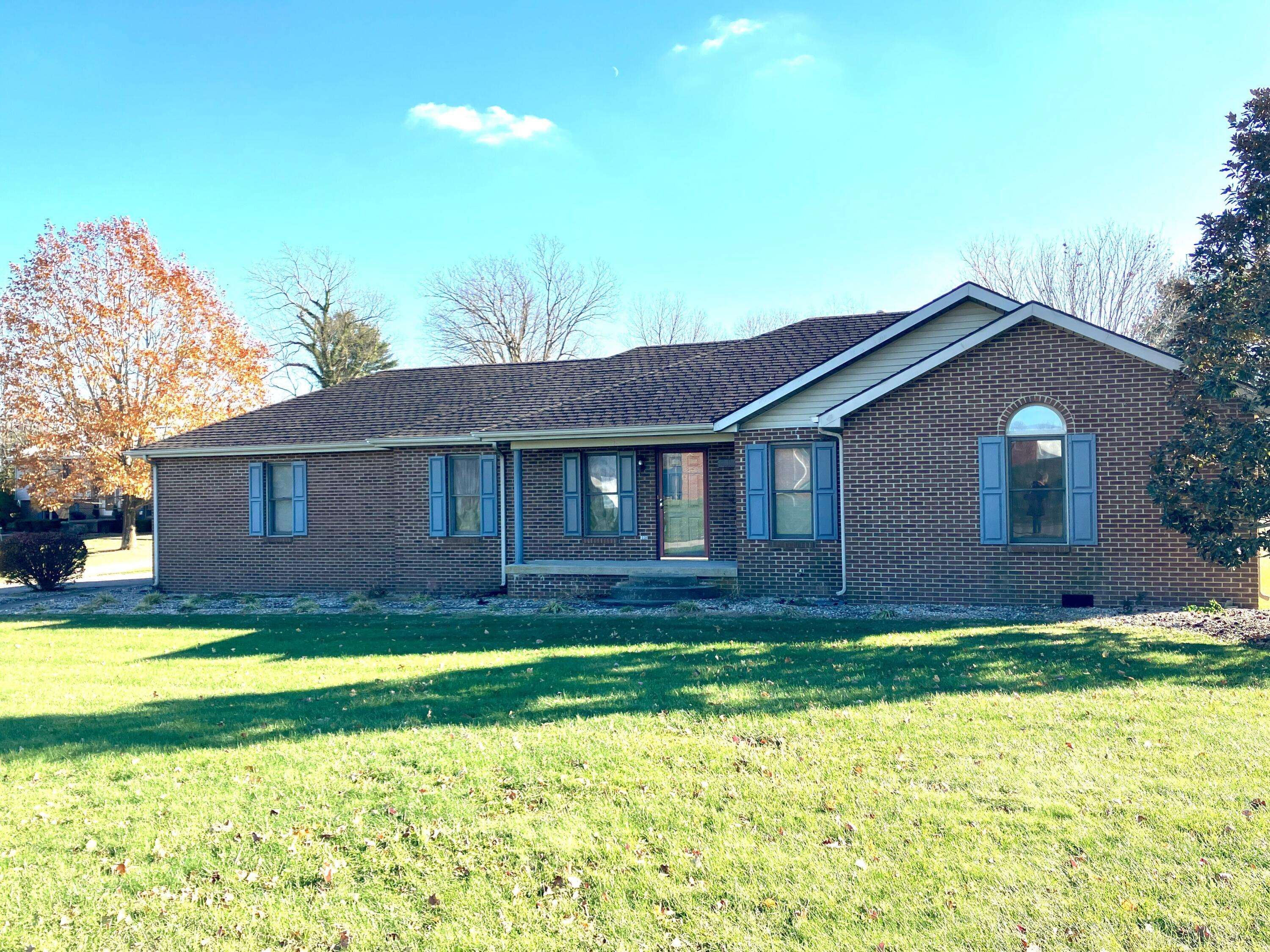 Mt Sterling, KY 40353,204 Maple Leaf Court