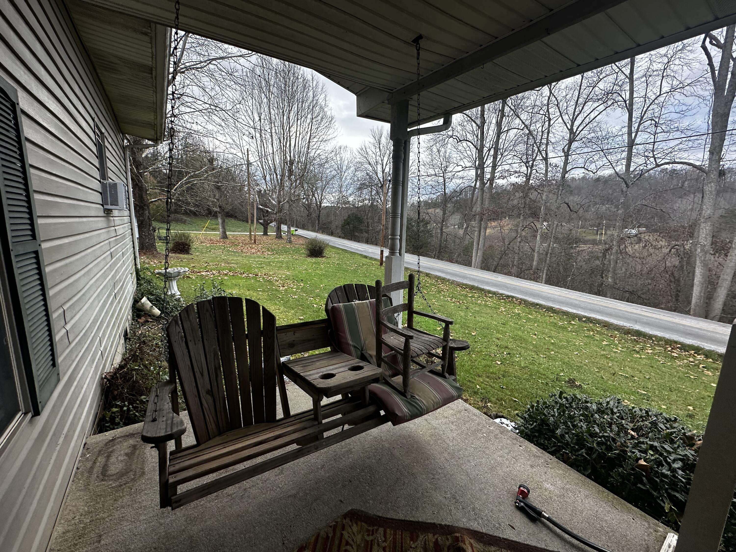 East Bernstadt, KY 40729,1216 East HIGHWAY 1376