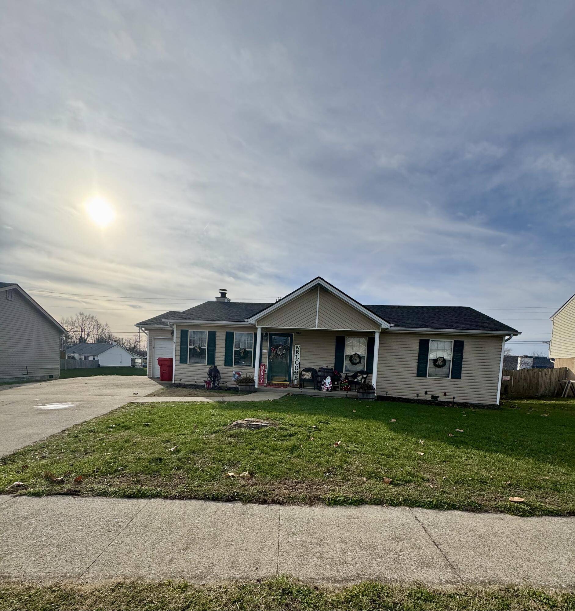 Nicholasville, KY 40356,704 Pinoak Drive