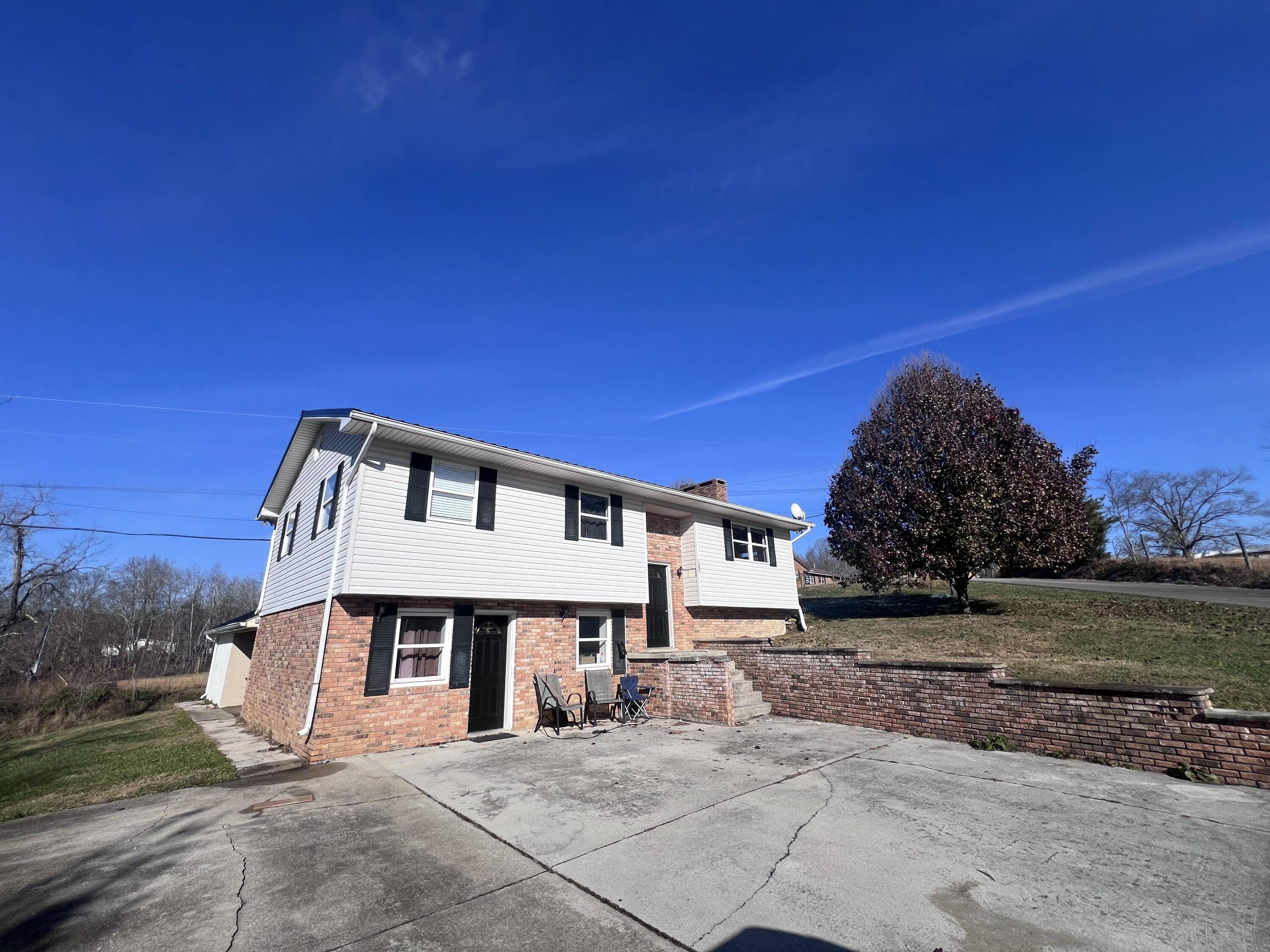 Gray, KY 40734,1285 Sam Parker Road