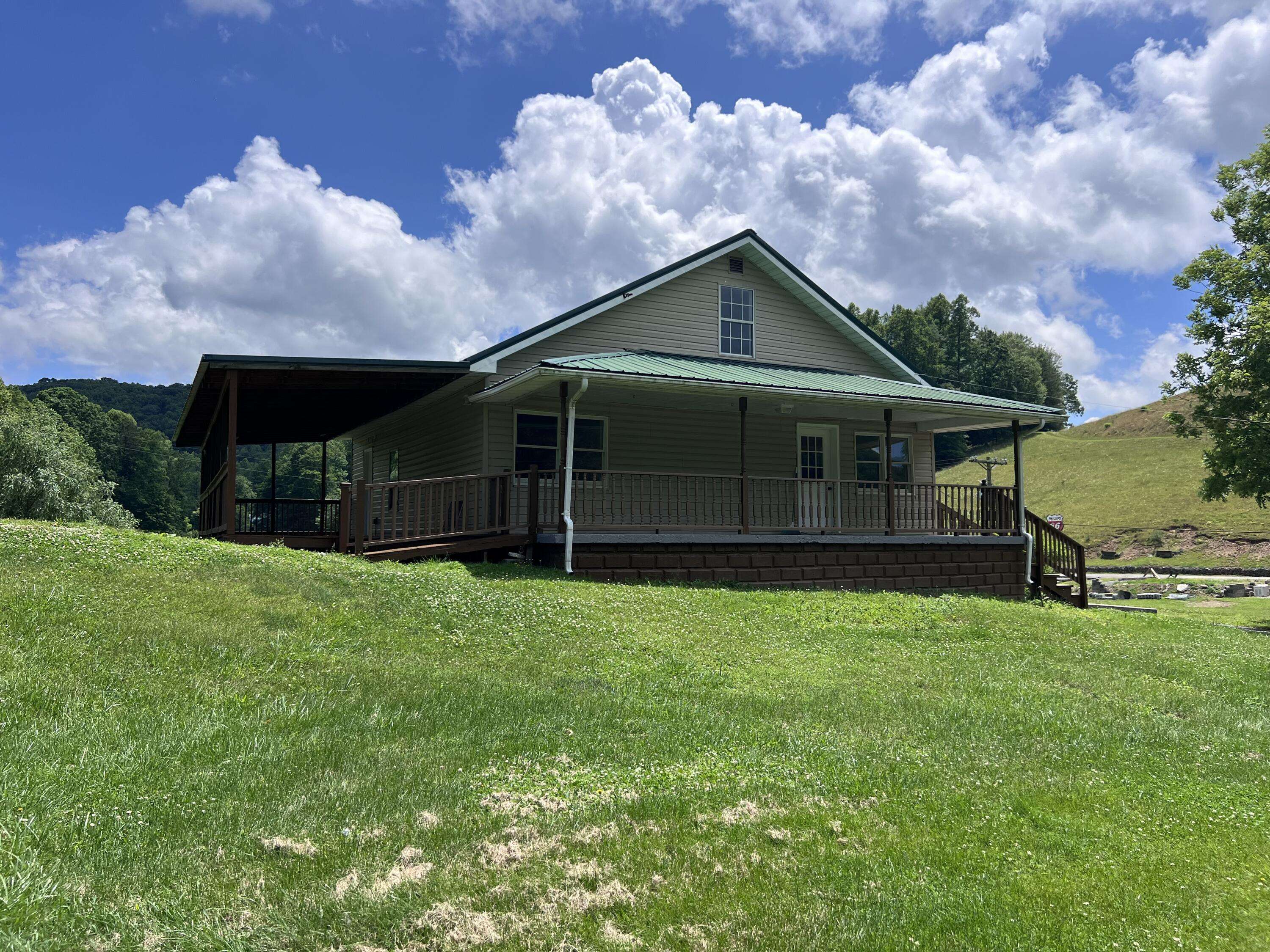 Pineville, KY 40977,160 Partin