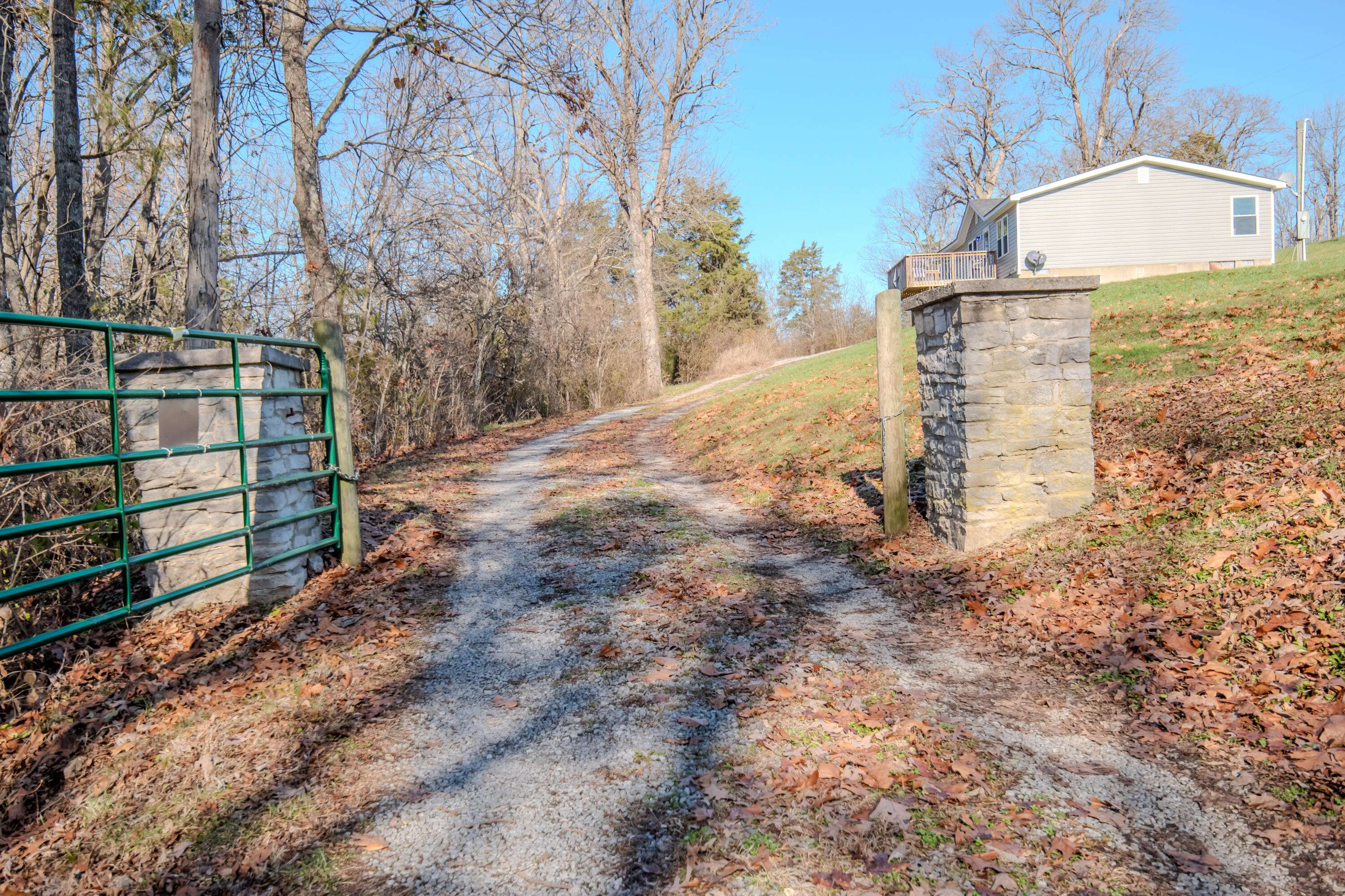 Harrodsburg, KY 40330,290 Dossett Lane