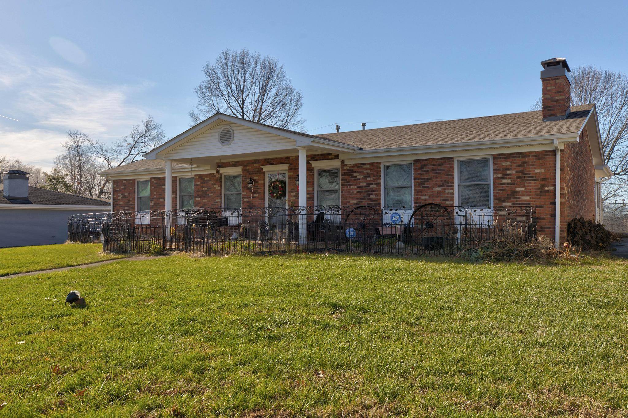 Mt Sterling, KY 40353,225 Blueberry Lane