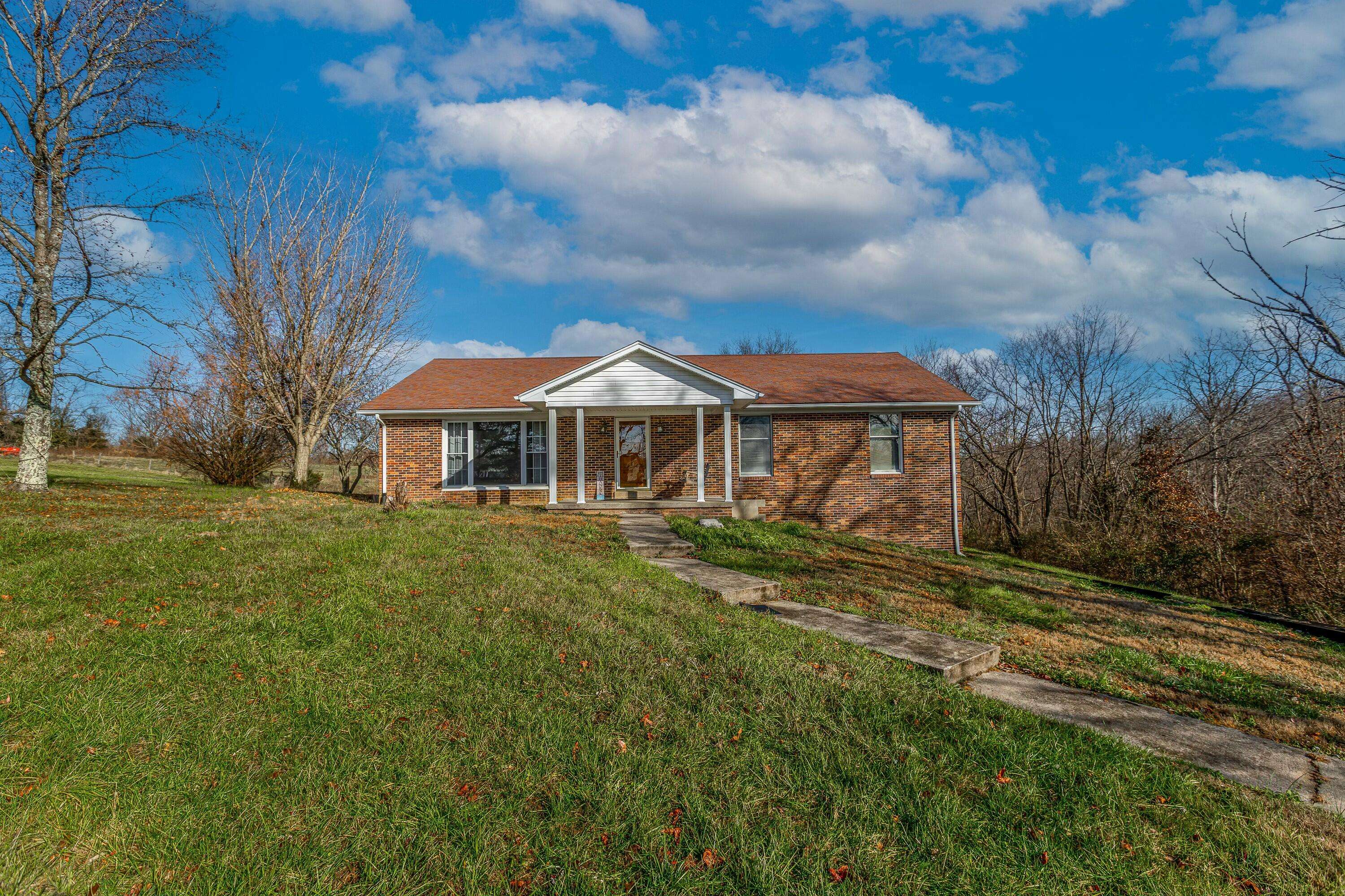 Lancaster, KY 40444,313 East Canoe Creek Road