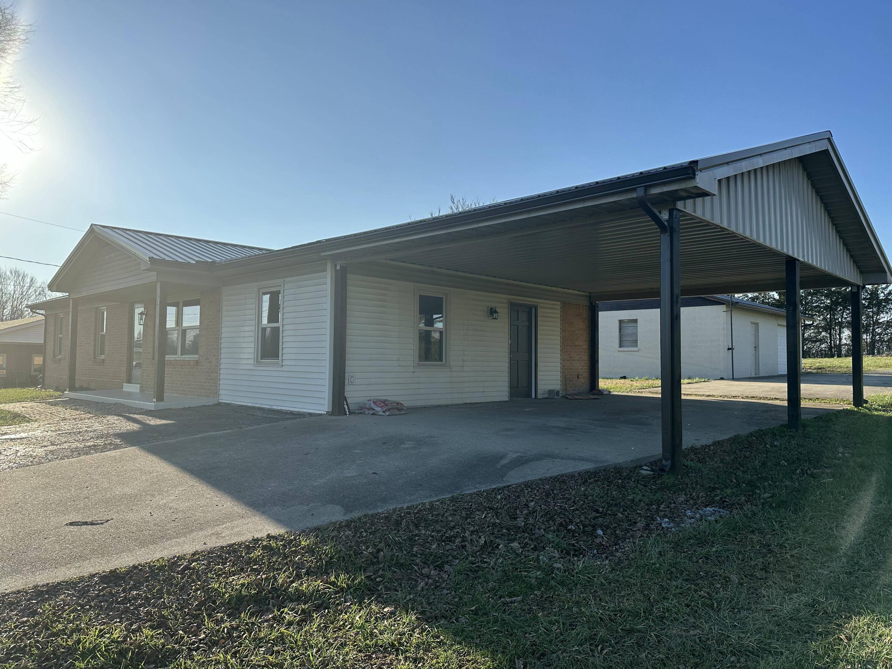 Lancaster, KY 40444,4492 US HWY 27 N