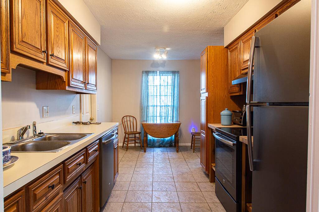 Frankfort, KY 40601,2100 Crystal Creek Drive