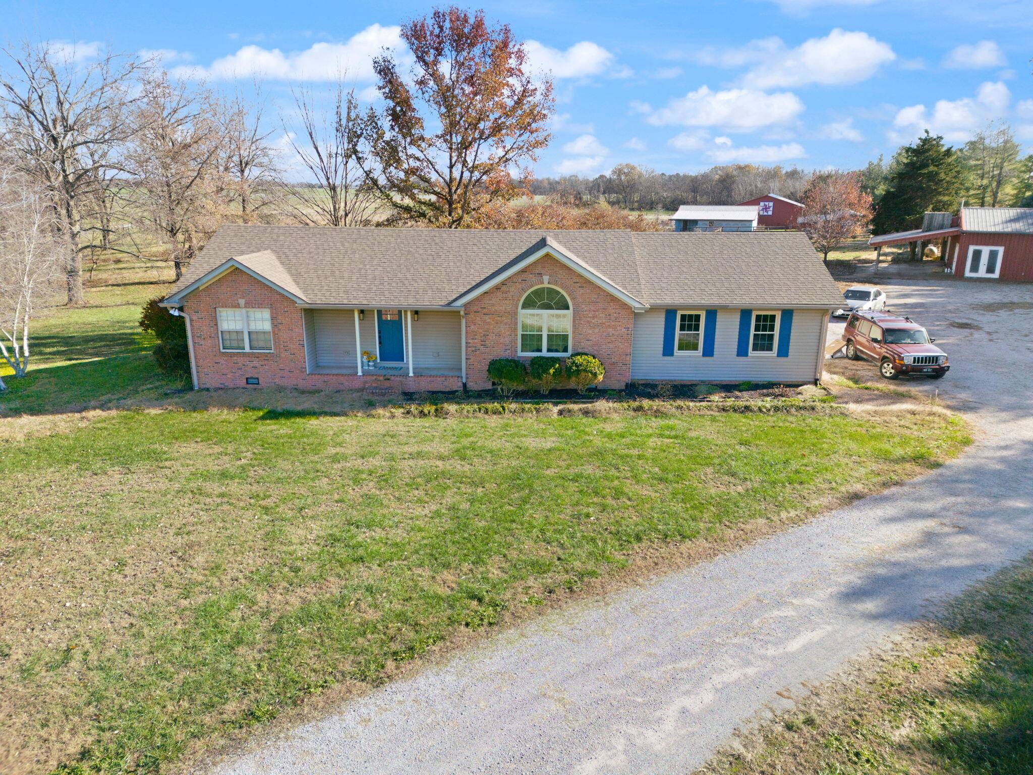 Hopkinsville, KY 42240,4150 Striped Bridge Rd.