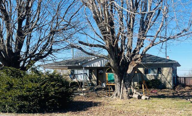 Stanford, KY 40484,8925 KY Highway 1247