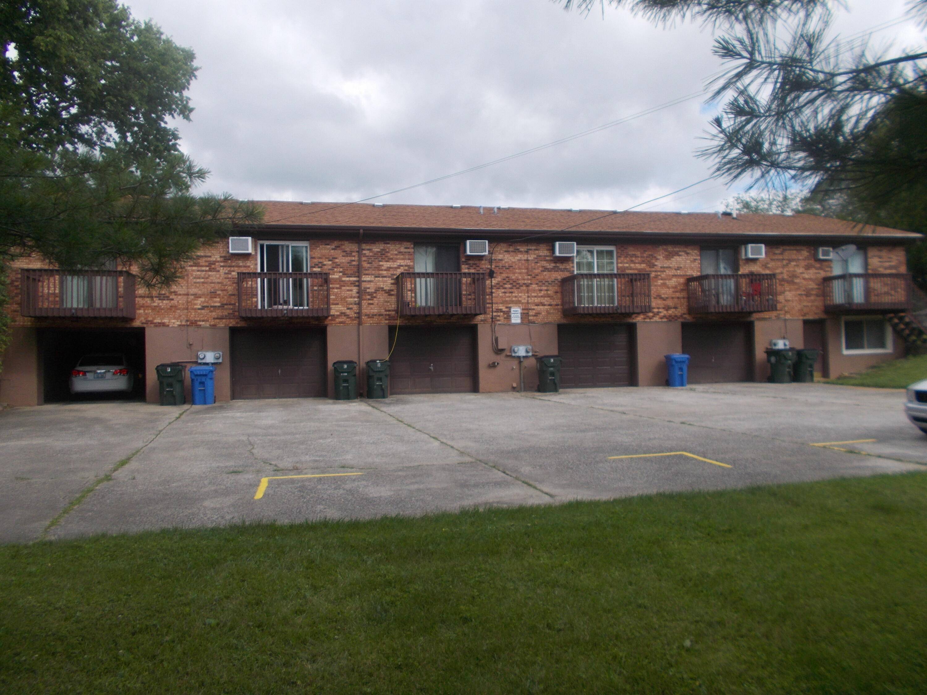 Lexington, KY 40517,2881 Winter Garden Drive