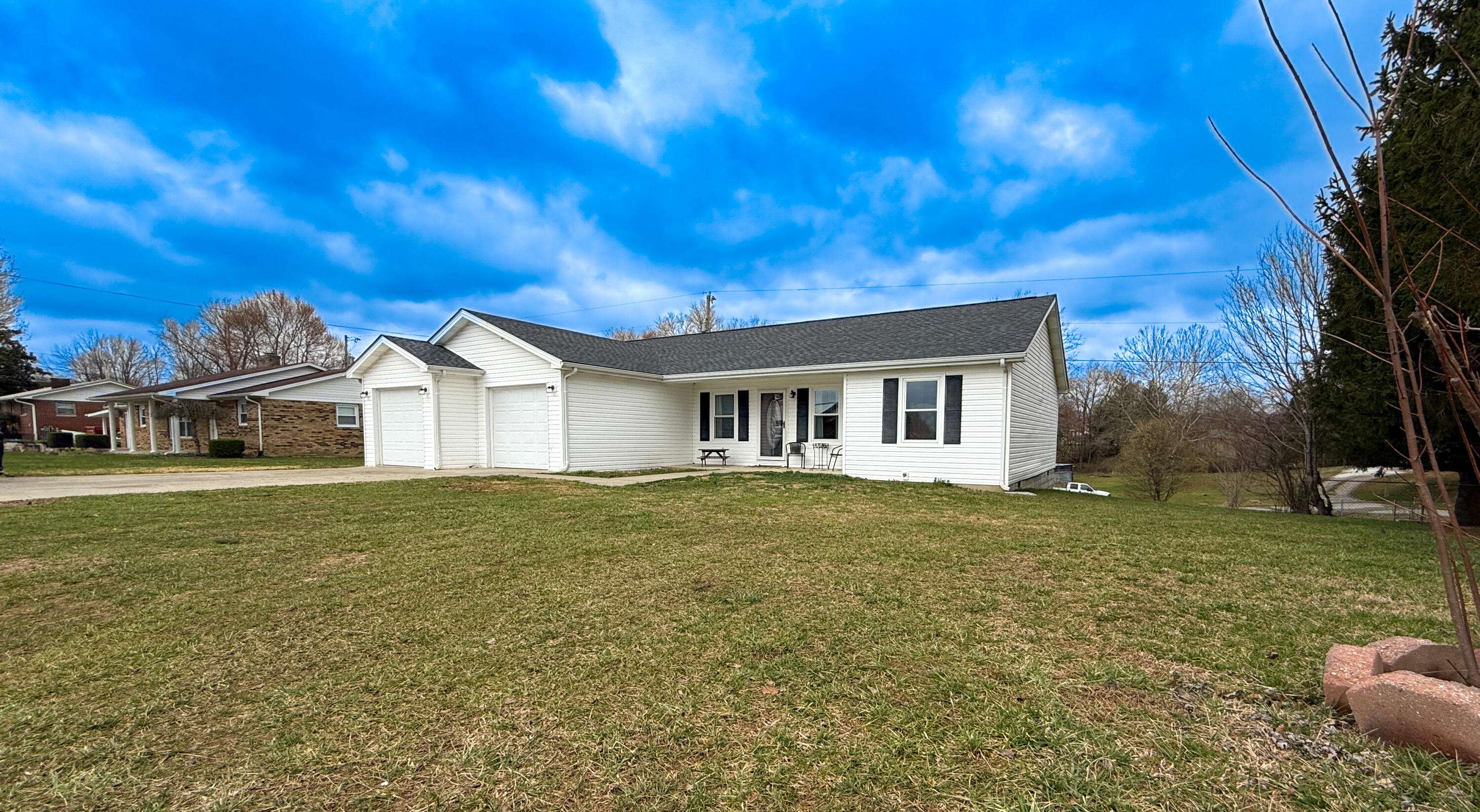 London, KY 40744,2001 Old Whitley Road