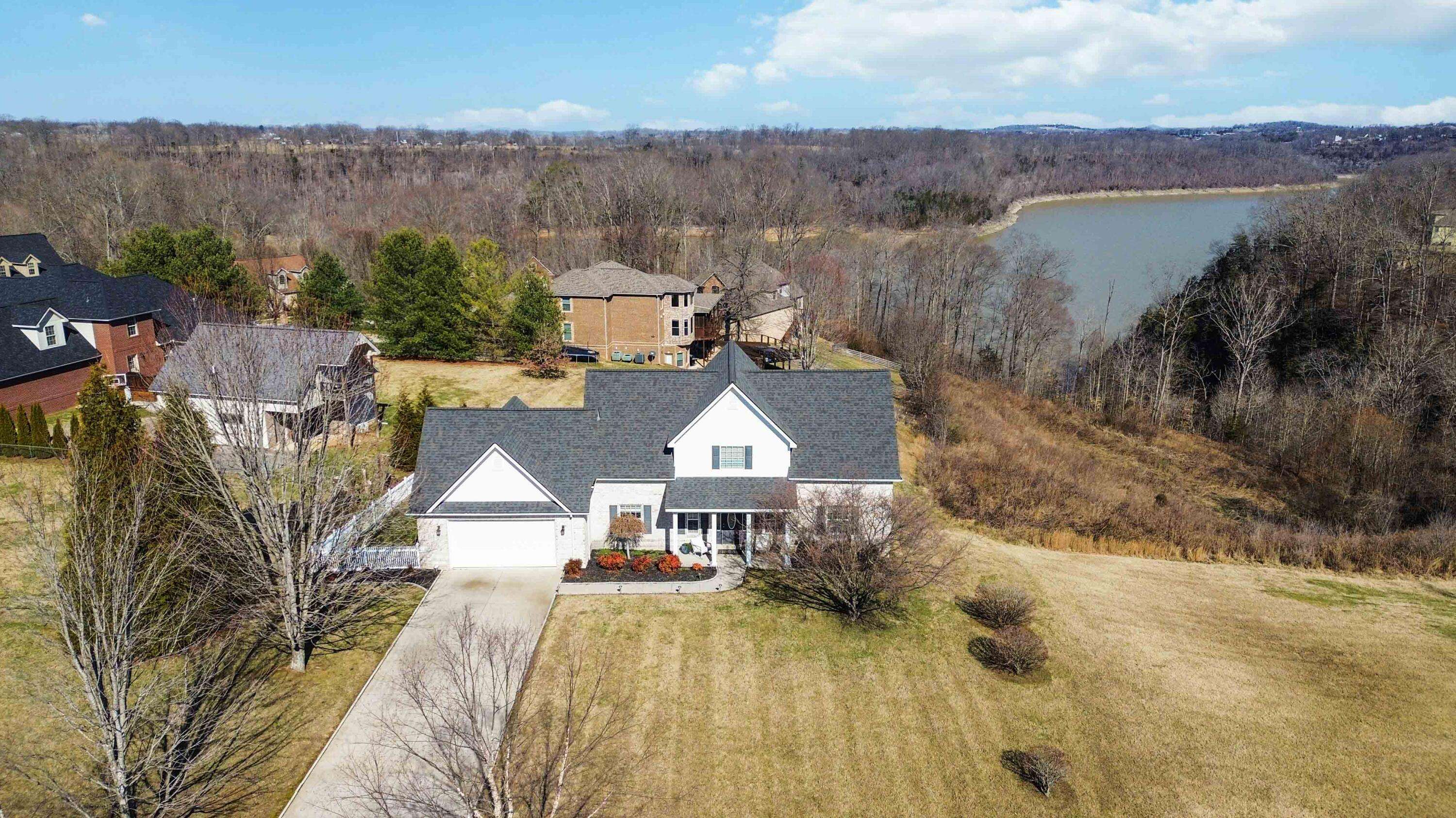 Somerset, KY 42503,39 White Tail Court