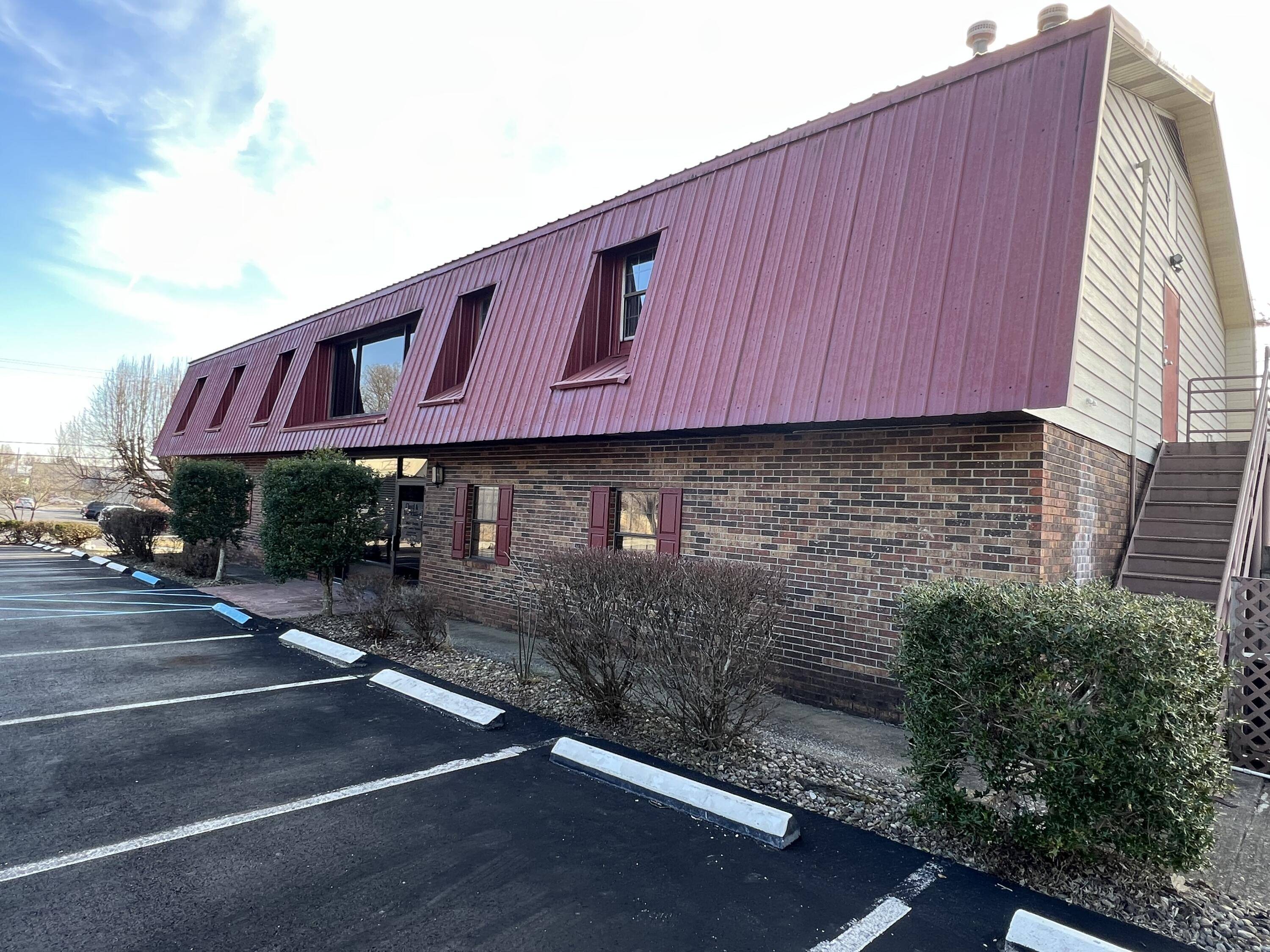 Corbin, KY 40701,1700 Forest Drive