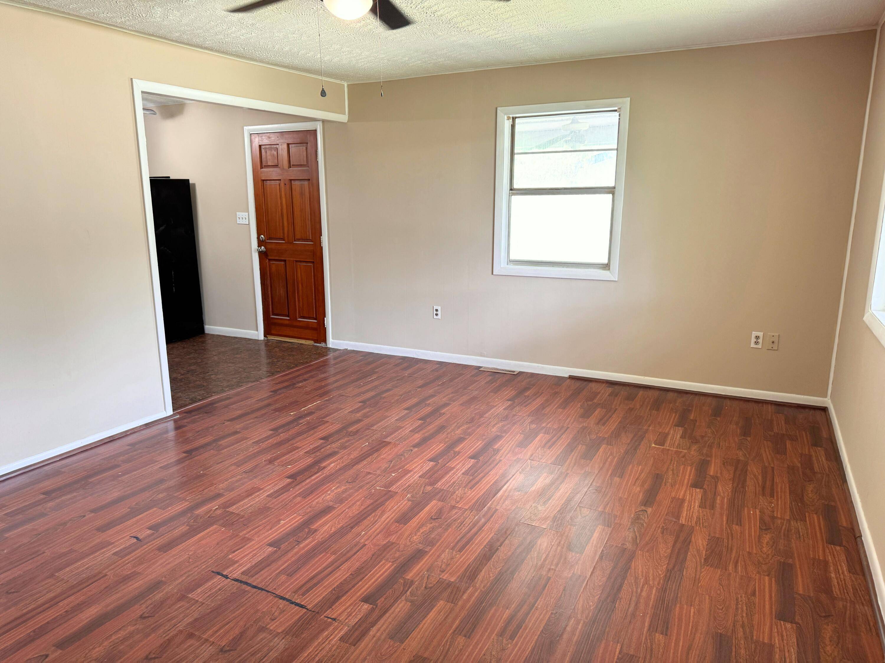 Woodbine, KY 40771,139 Perkins Street