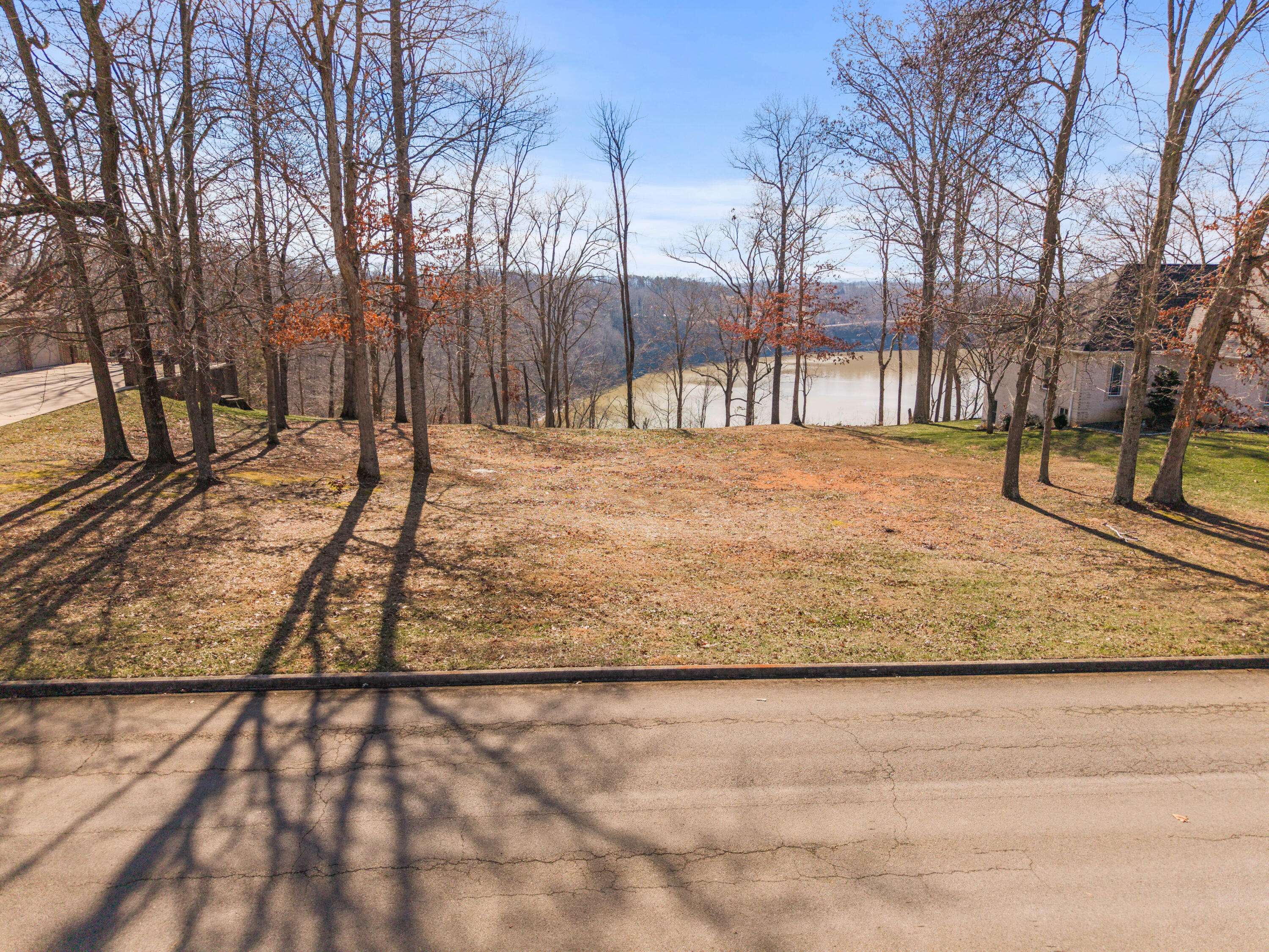 Somerset, KY 42503,188 Lake Cliff Drive