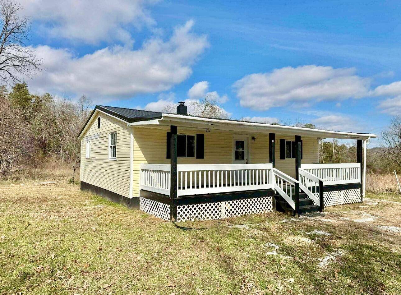 Burnside, KY 42519,360 Helton Acres Road