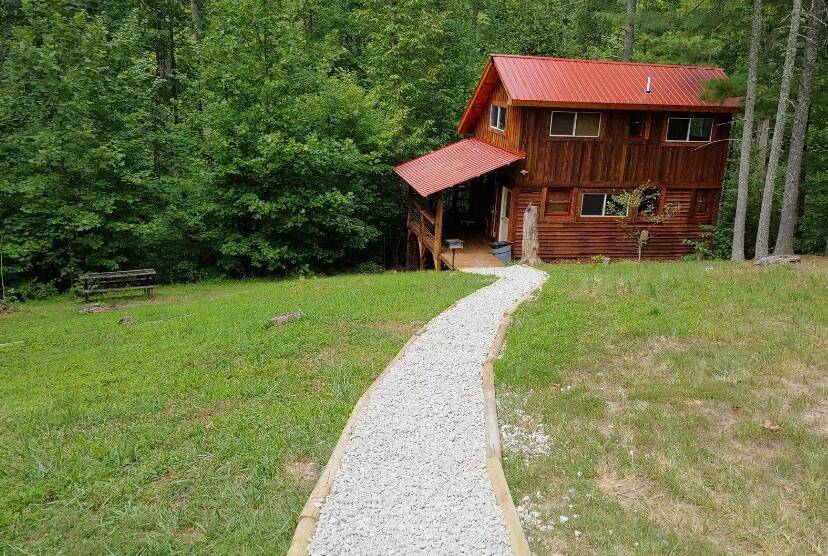 Campton, KY 41301,457 Black Bear Ridge Road