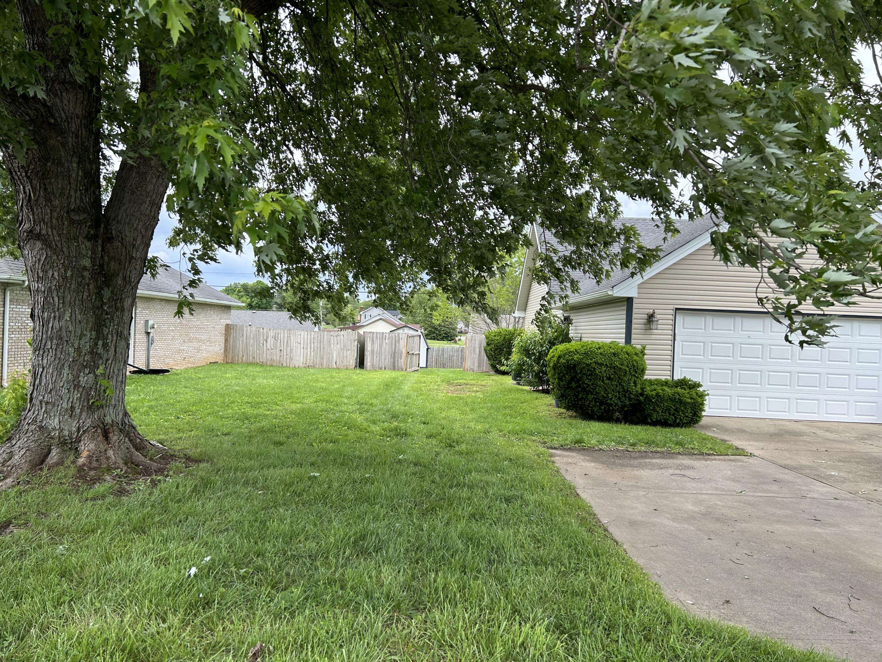 Somerset, KY 42503,1692 Patterson Branch Road