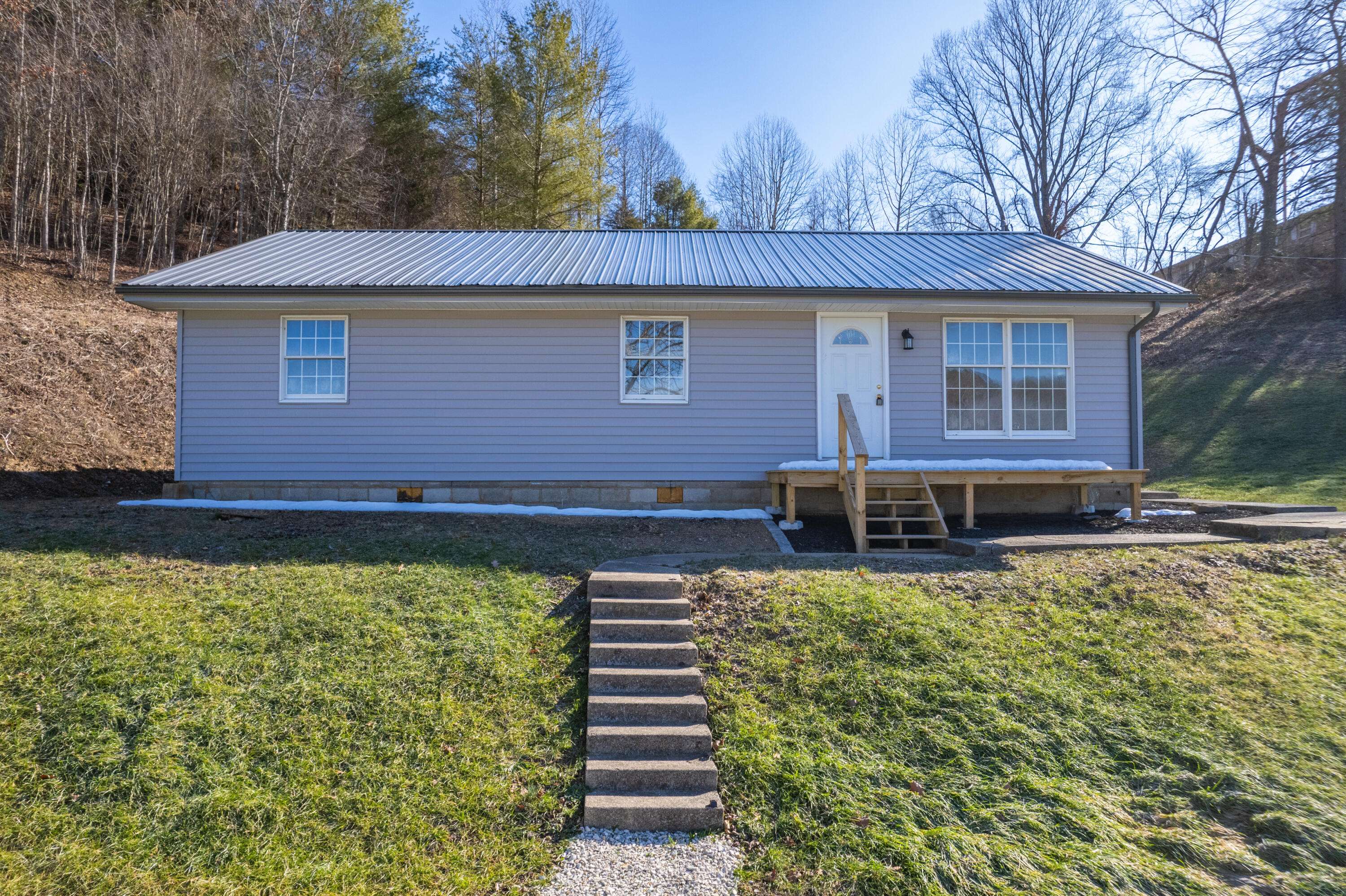 West Liberty, KY 41472,9124 Hwy 7