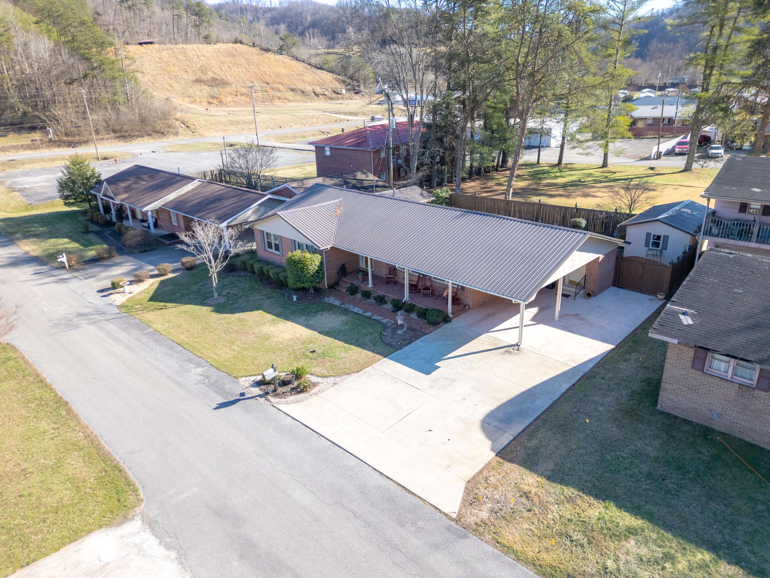 Prestonsburg, KY 41653,59 Lawson Street