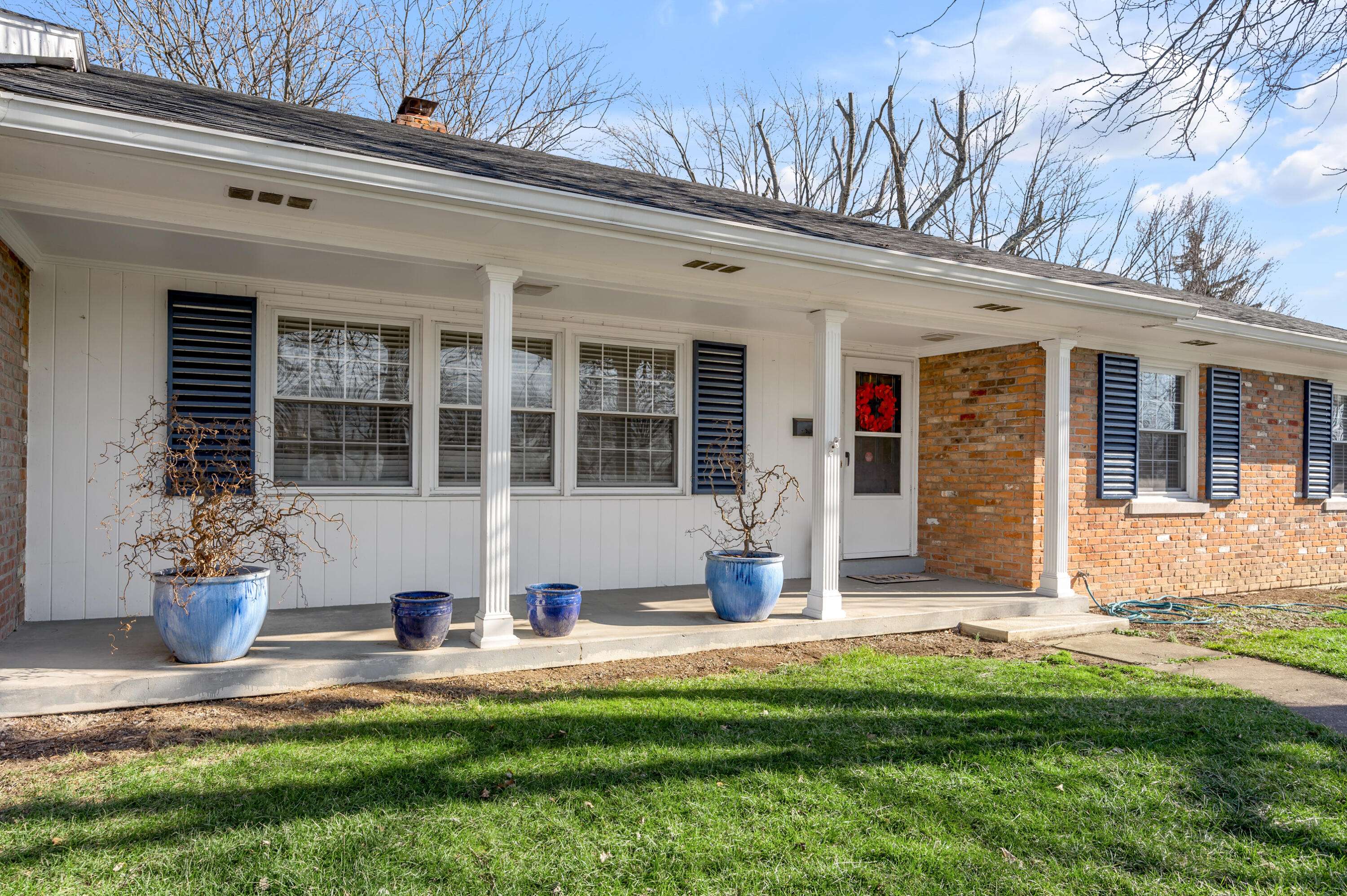 Lexington, KY 40517,3420 Lansdowne Drive