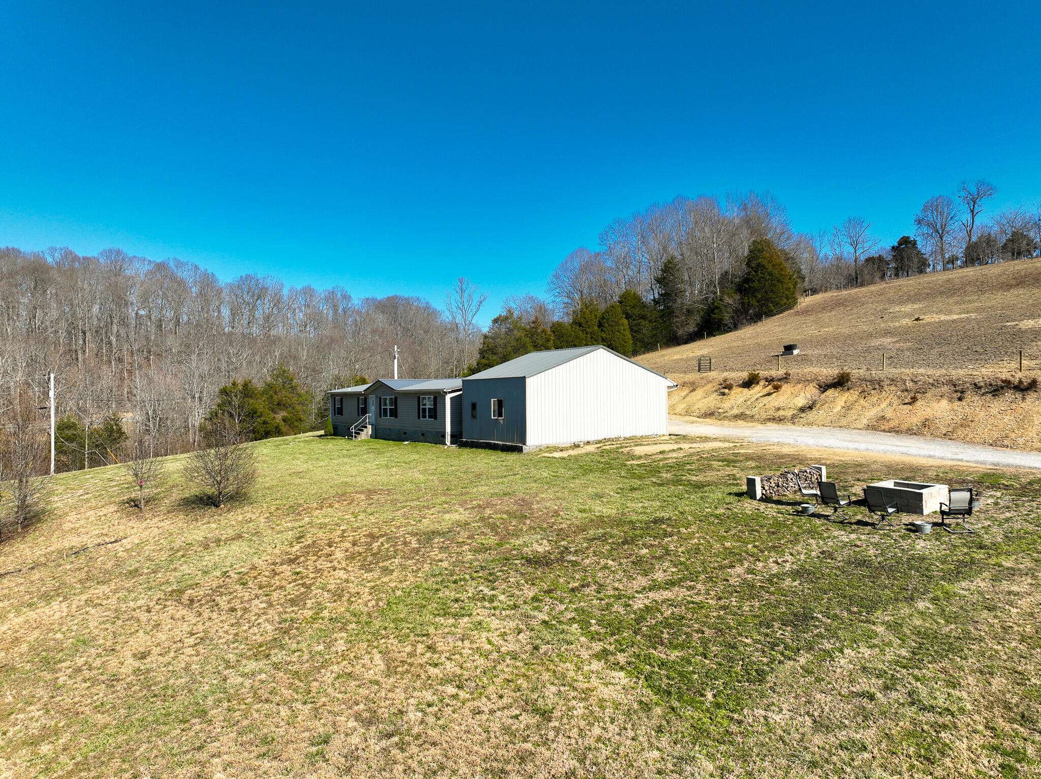 Liberty, KY 42539,5112 Casey Creek Road