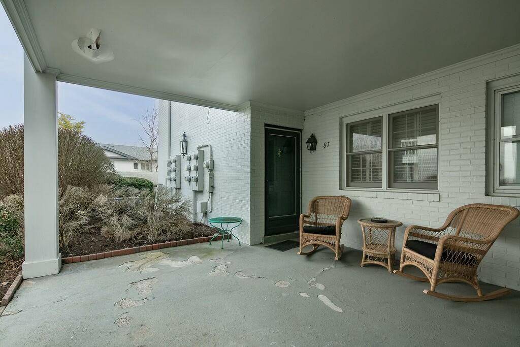 Lexington, KY 40517,395 Redding Road #87