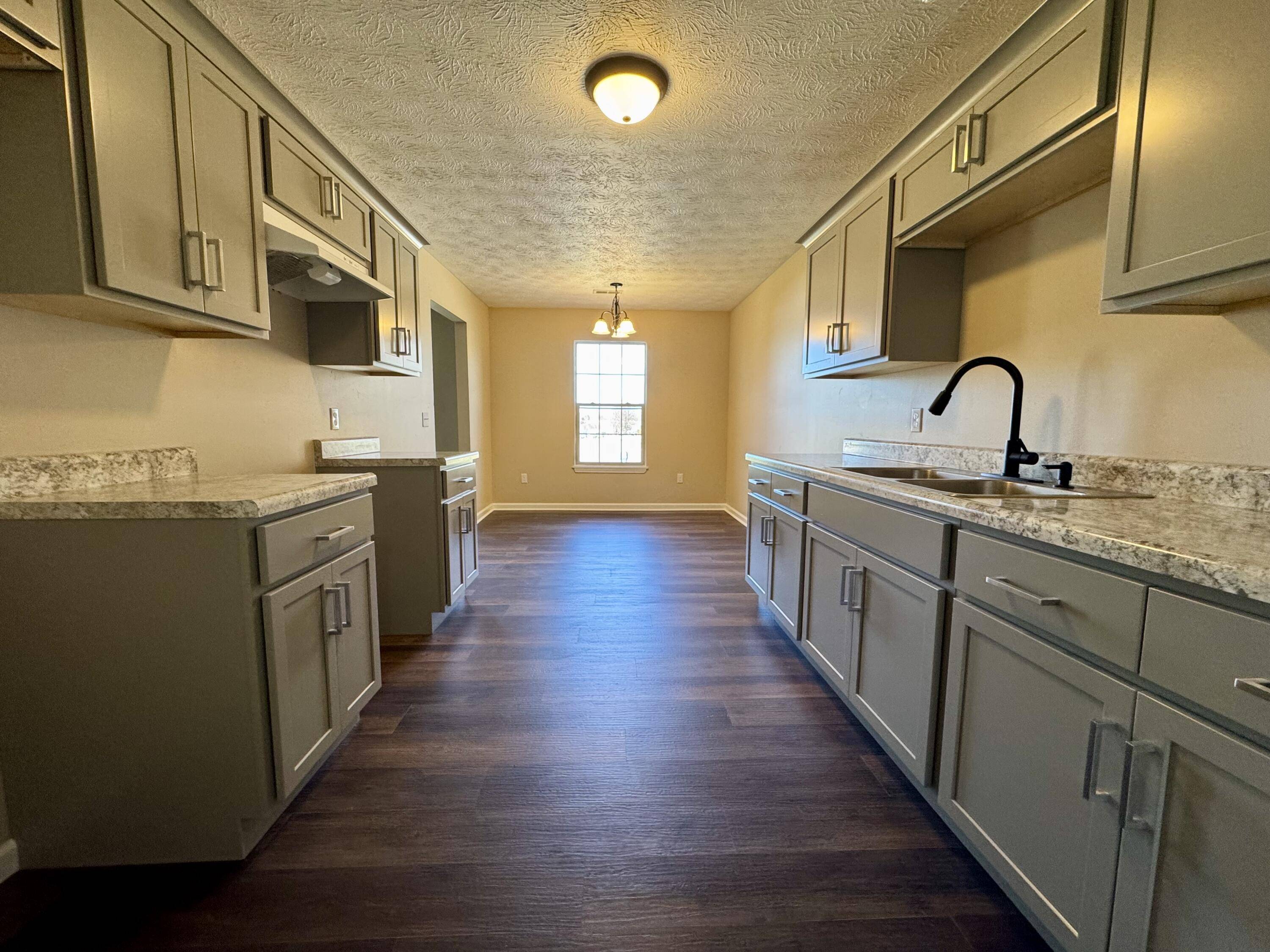 Berea, KY 40403,210 Marcellus Drive