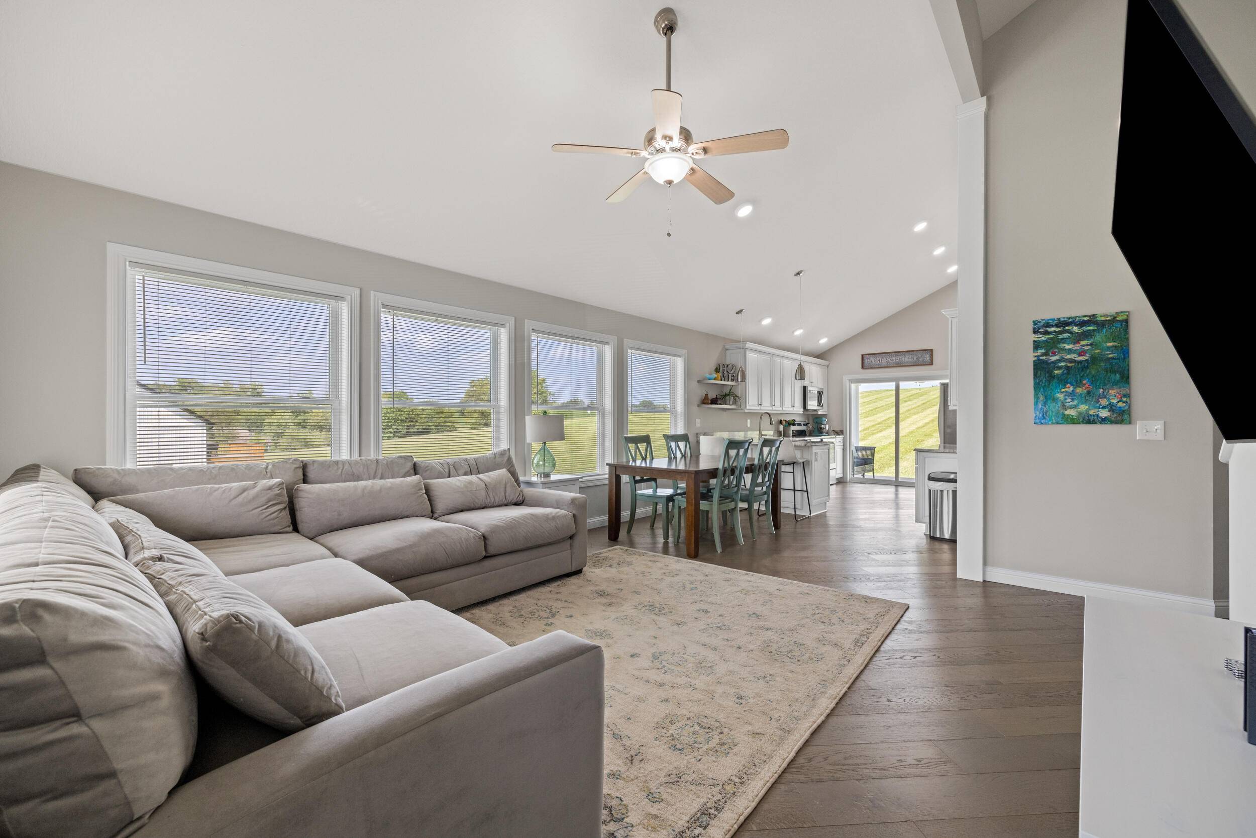 Harrodsburg, KY 40330,271 Persimmon Way