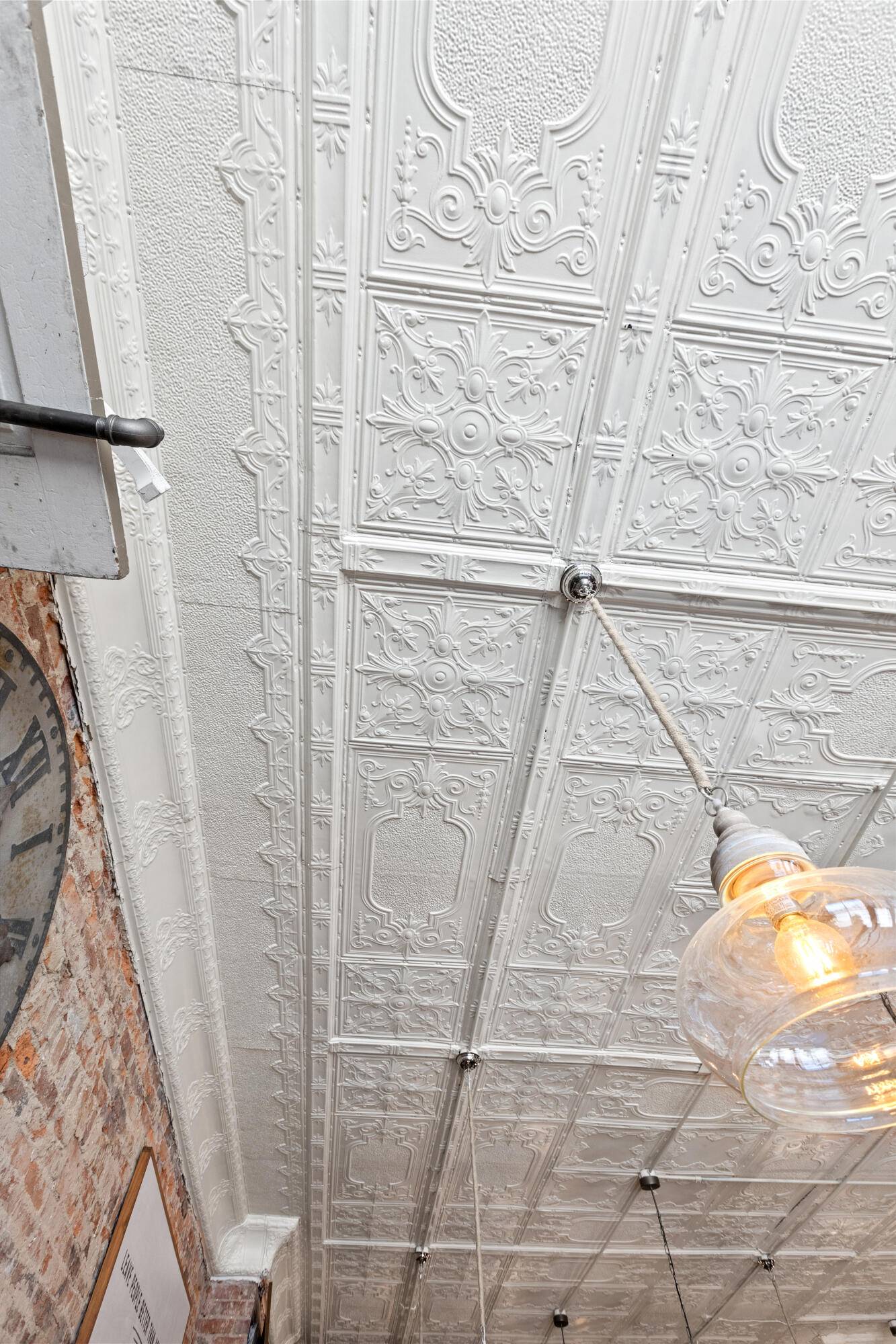 Winchester, KY 40391,18 N Main Street