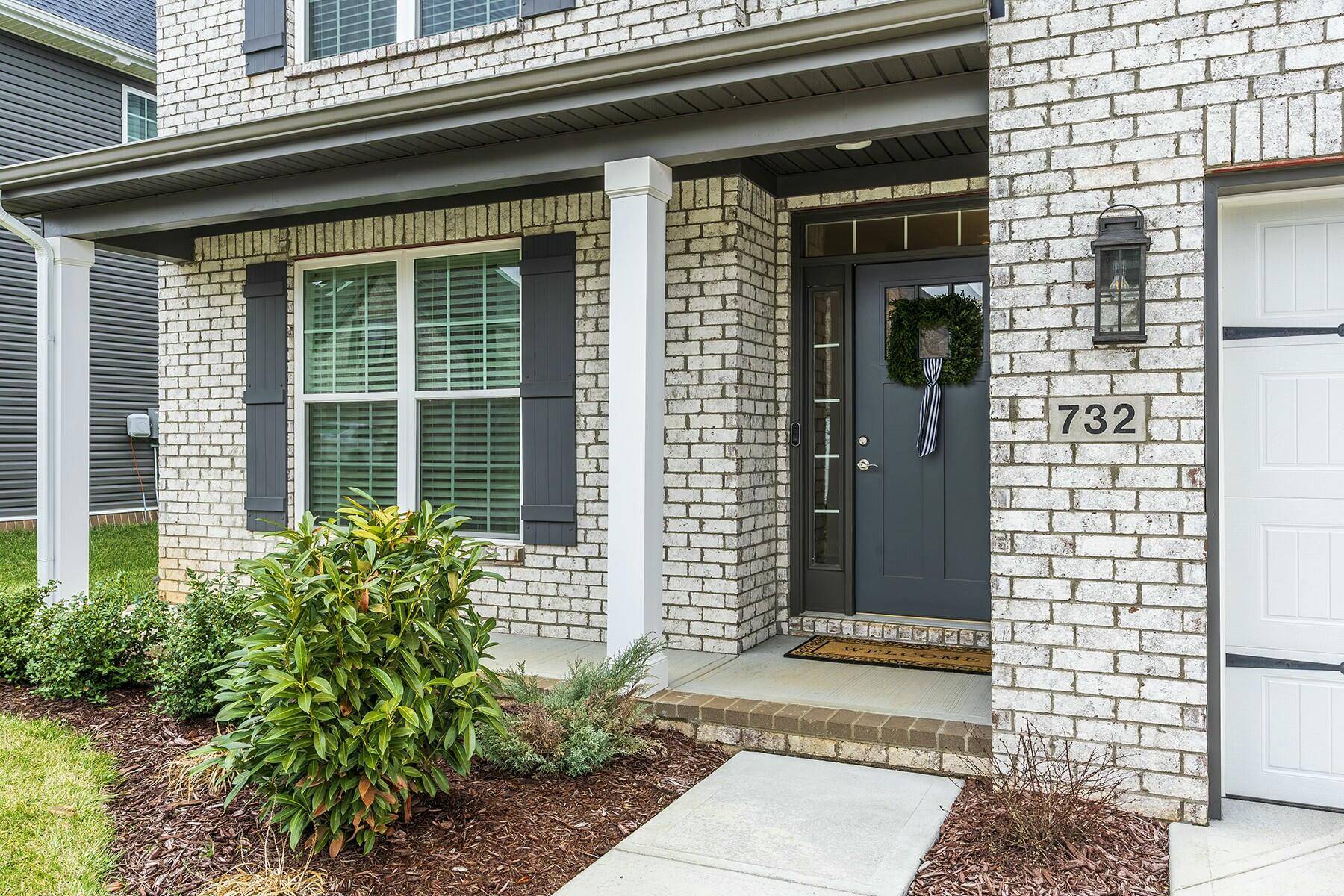 Lexington, KY 40511,732 Hollyhock Drive