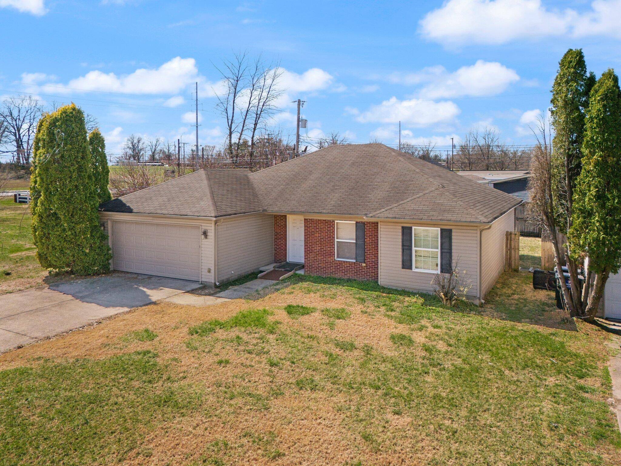 Owensboro, KY 42303,324 Cinderella Drive