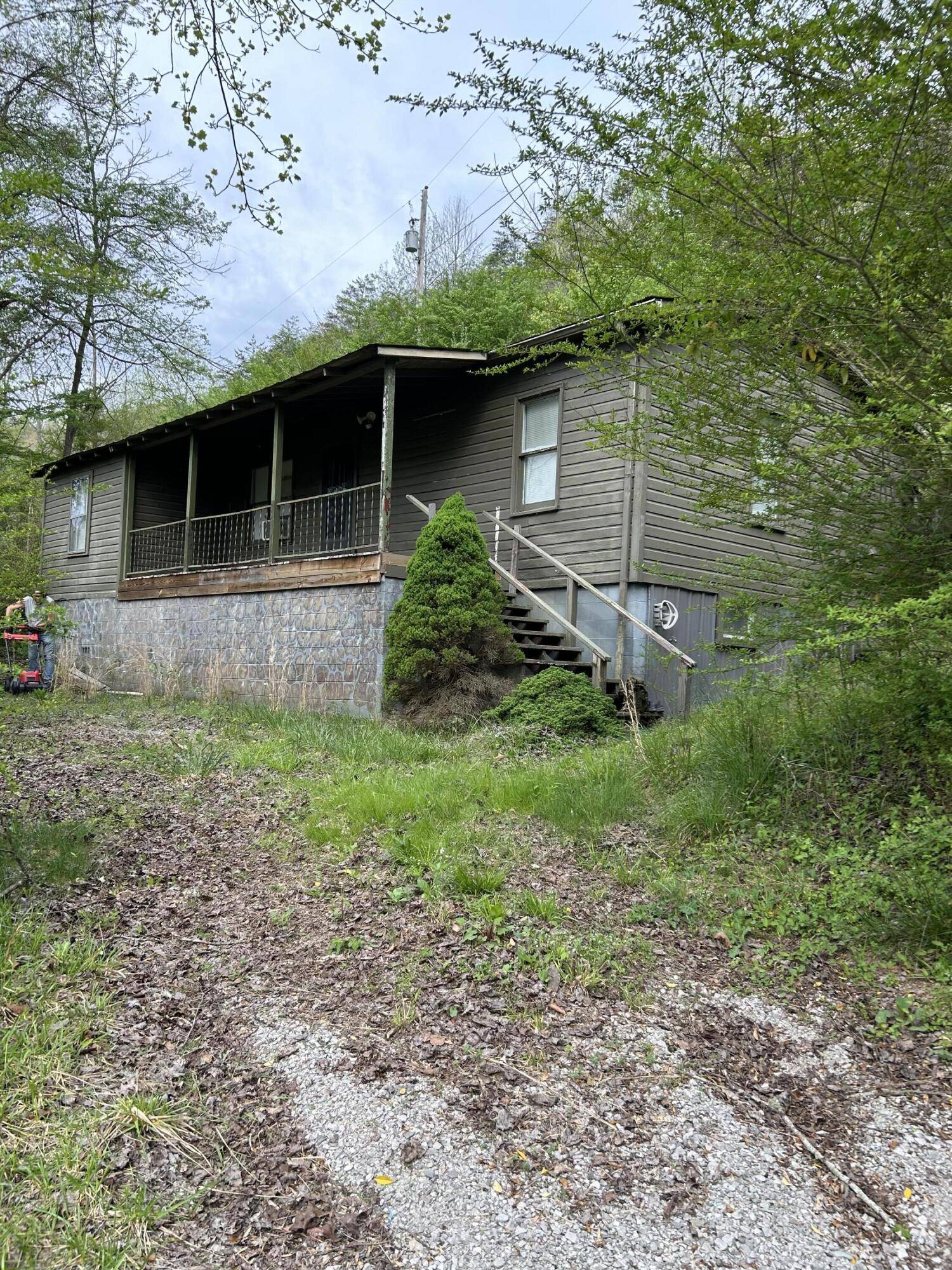 Whitesburg, KY 41858,3916 KY #588