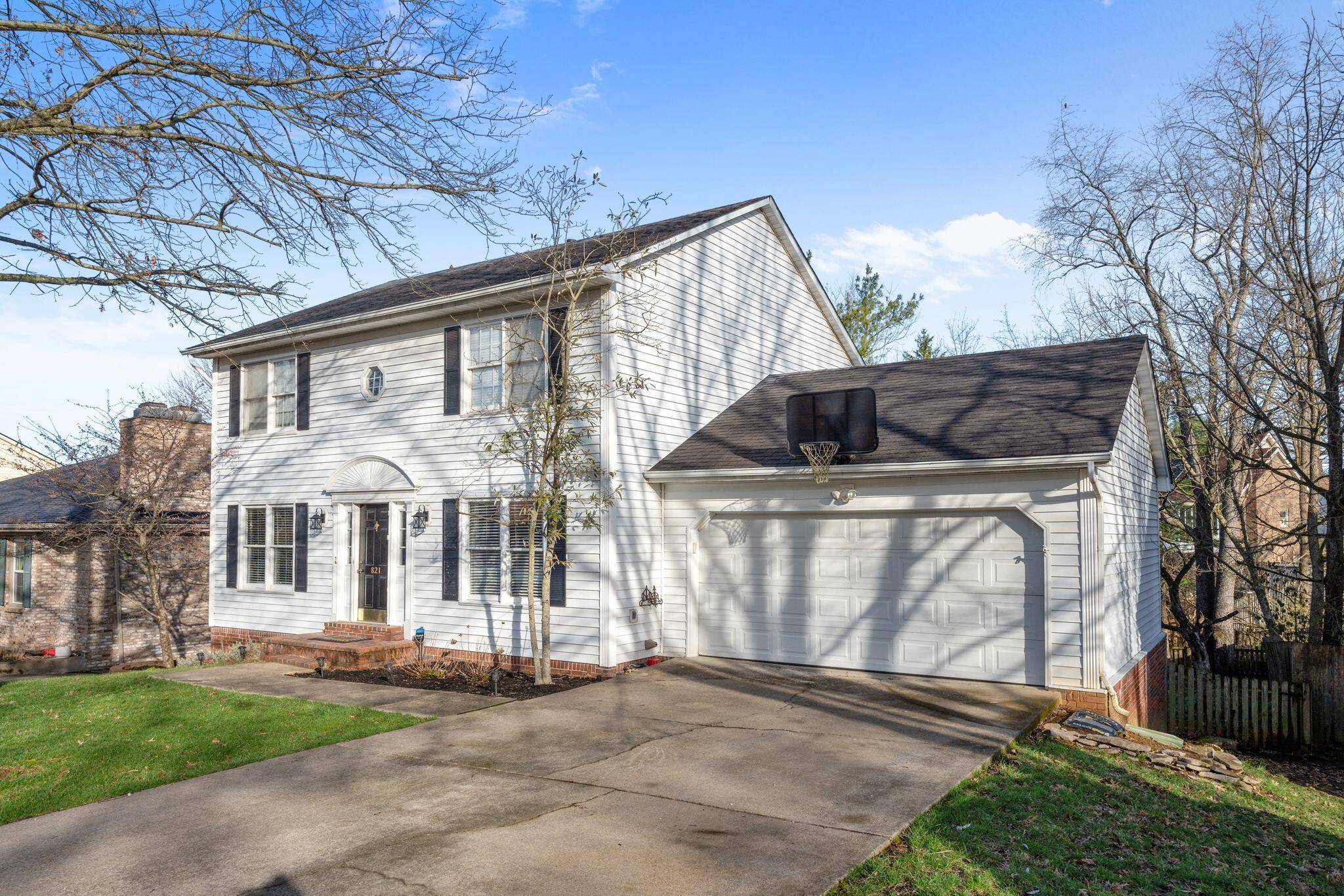 Lexington, KY 40515,821 Edgewood Drive