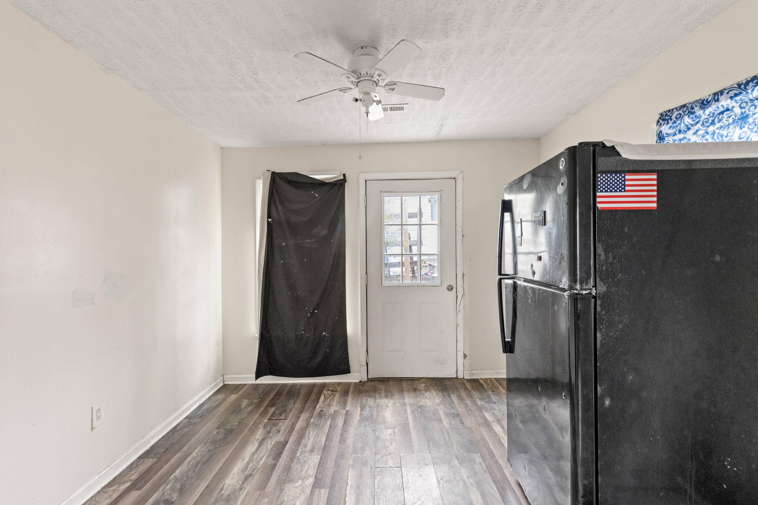 Paris, KY 40361,810 Lylesville Street