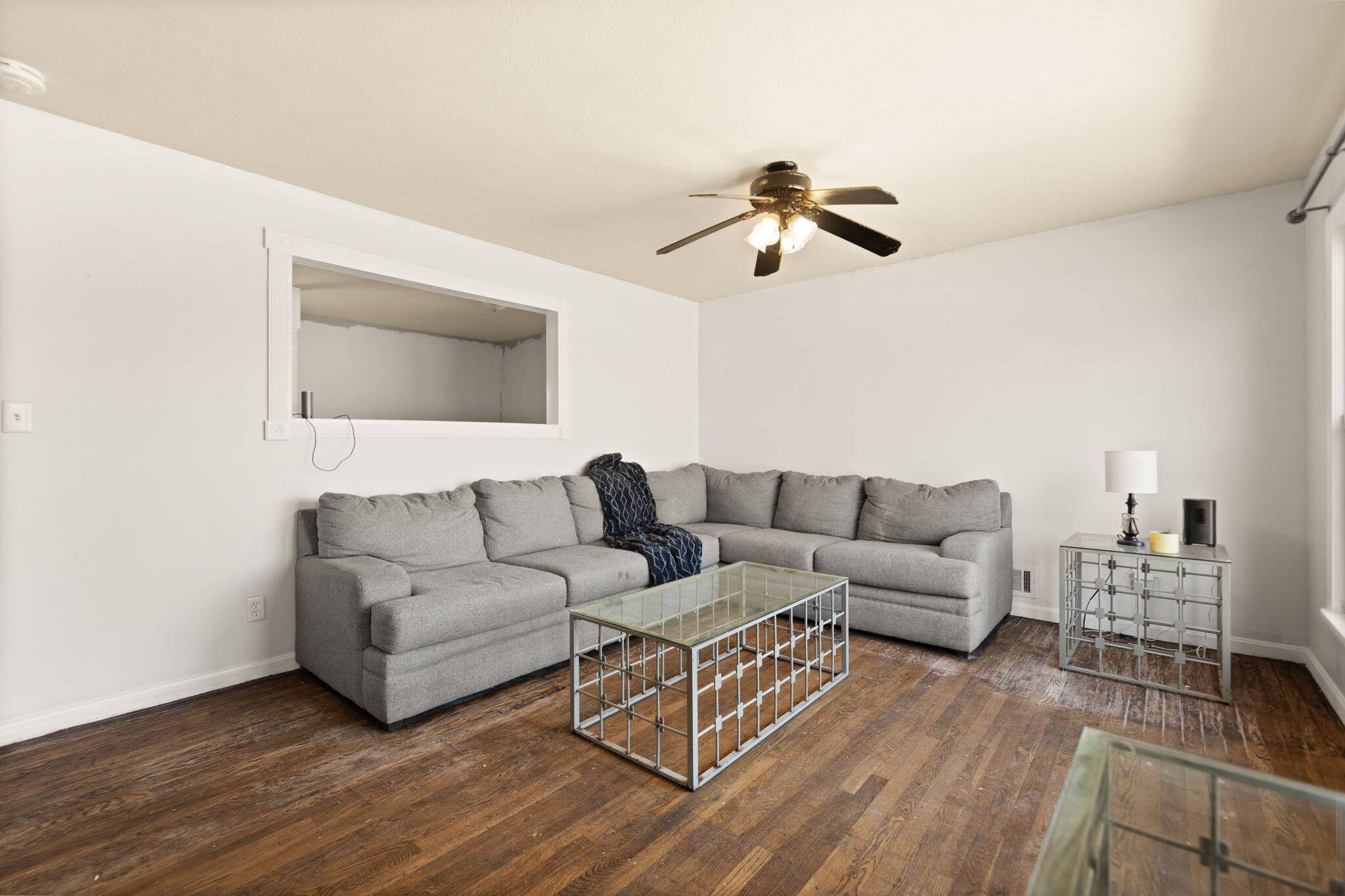 Louisville, KY 40258,6824 Creston Drive