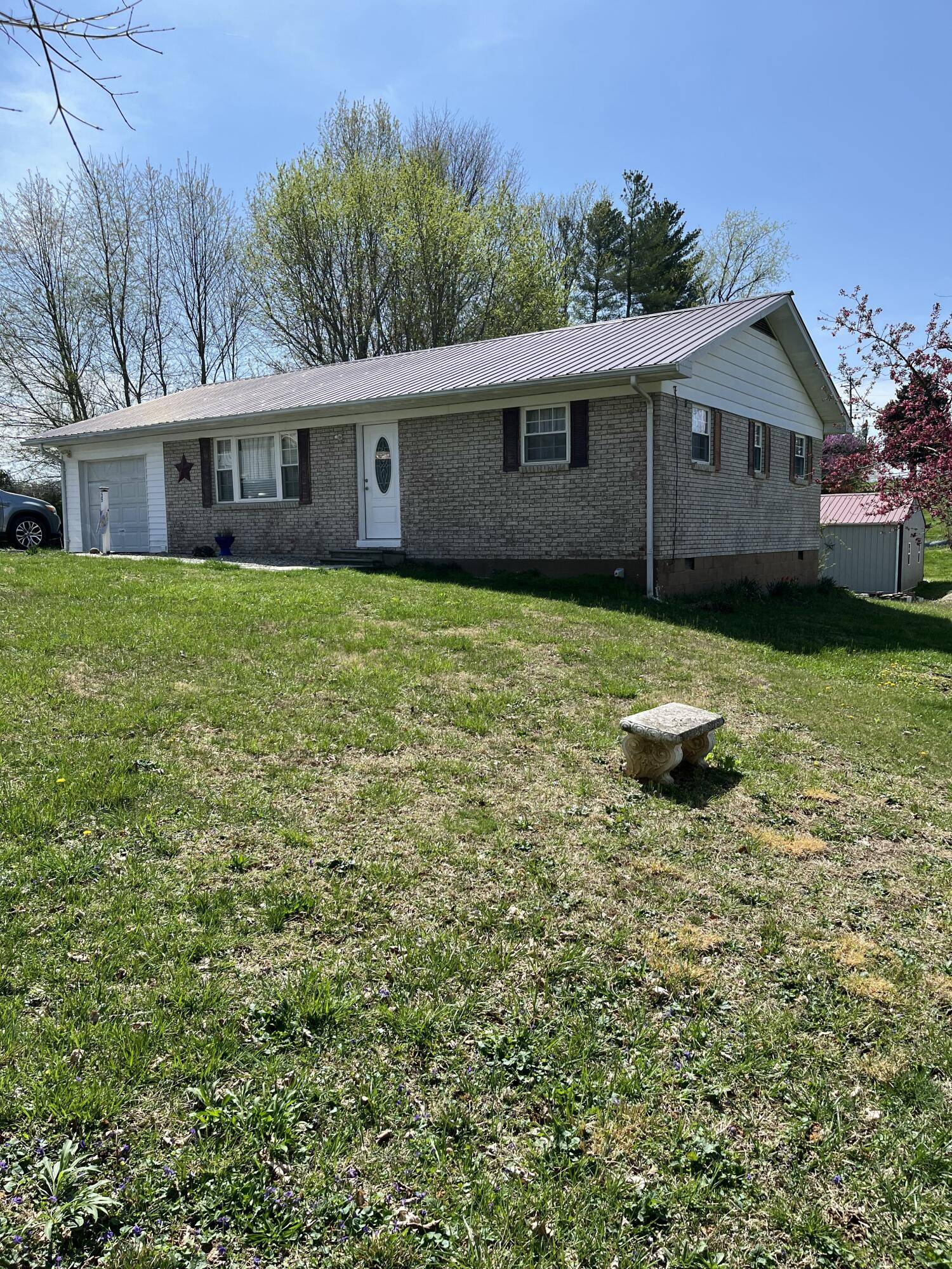 Somerset, KY 42503,55 BRIGHTON Lane