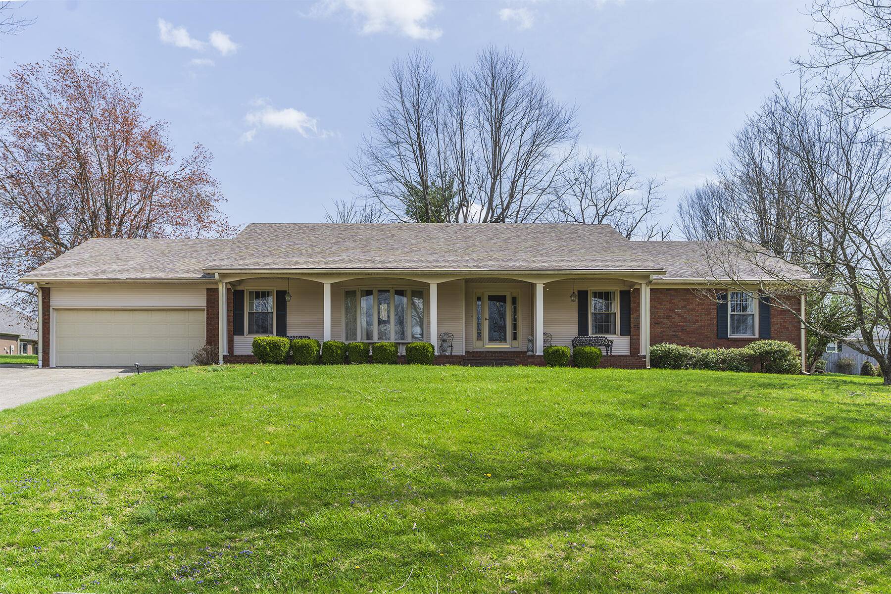 Winchester, KY 40391,21 Edgewood Drive