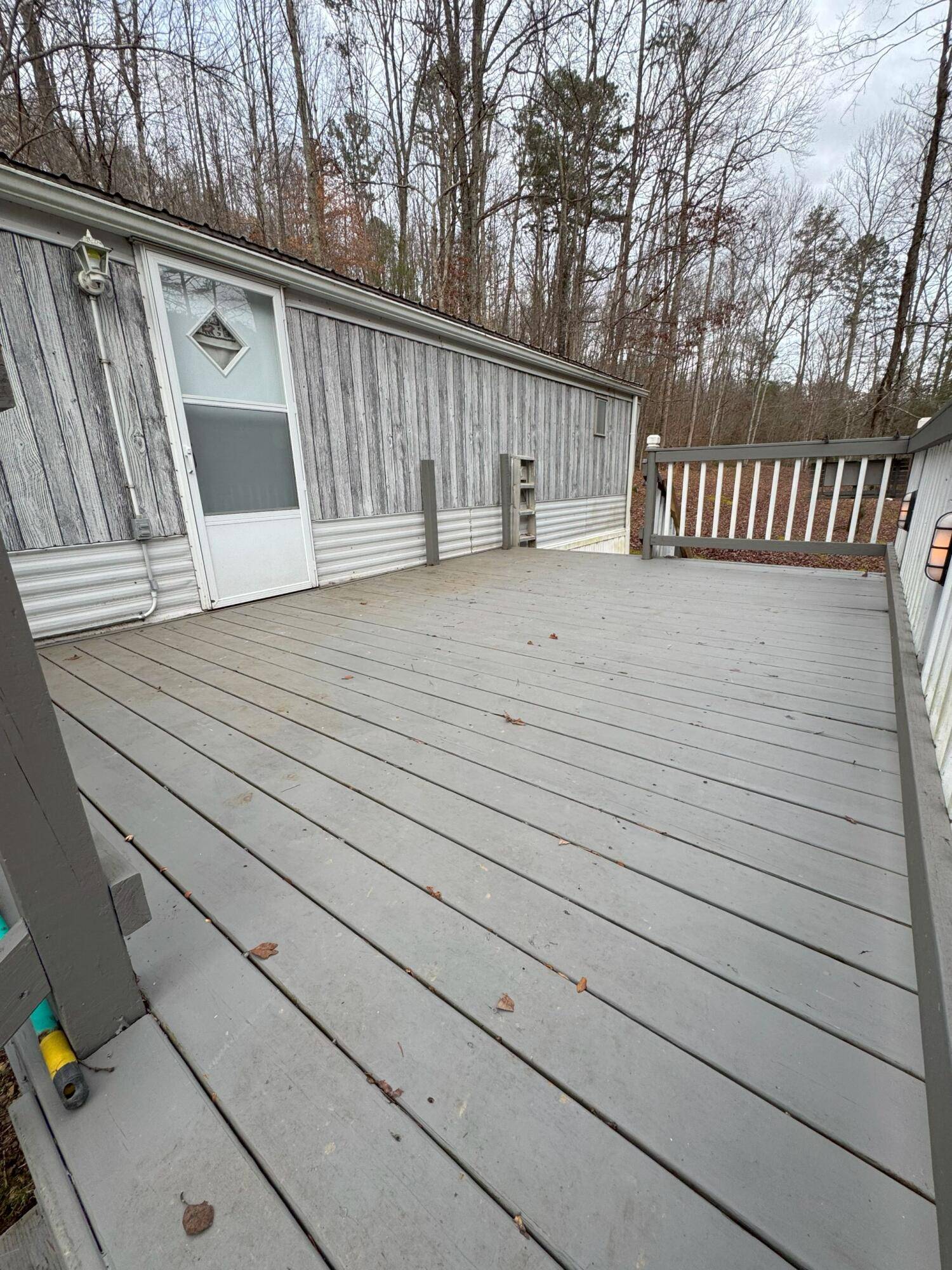 Livingston, KY 40445,815 Red Hill Road