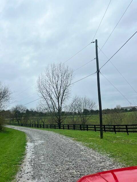 Harrodsburg, KY 40330,1 melva brook lane Lane