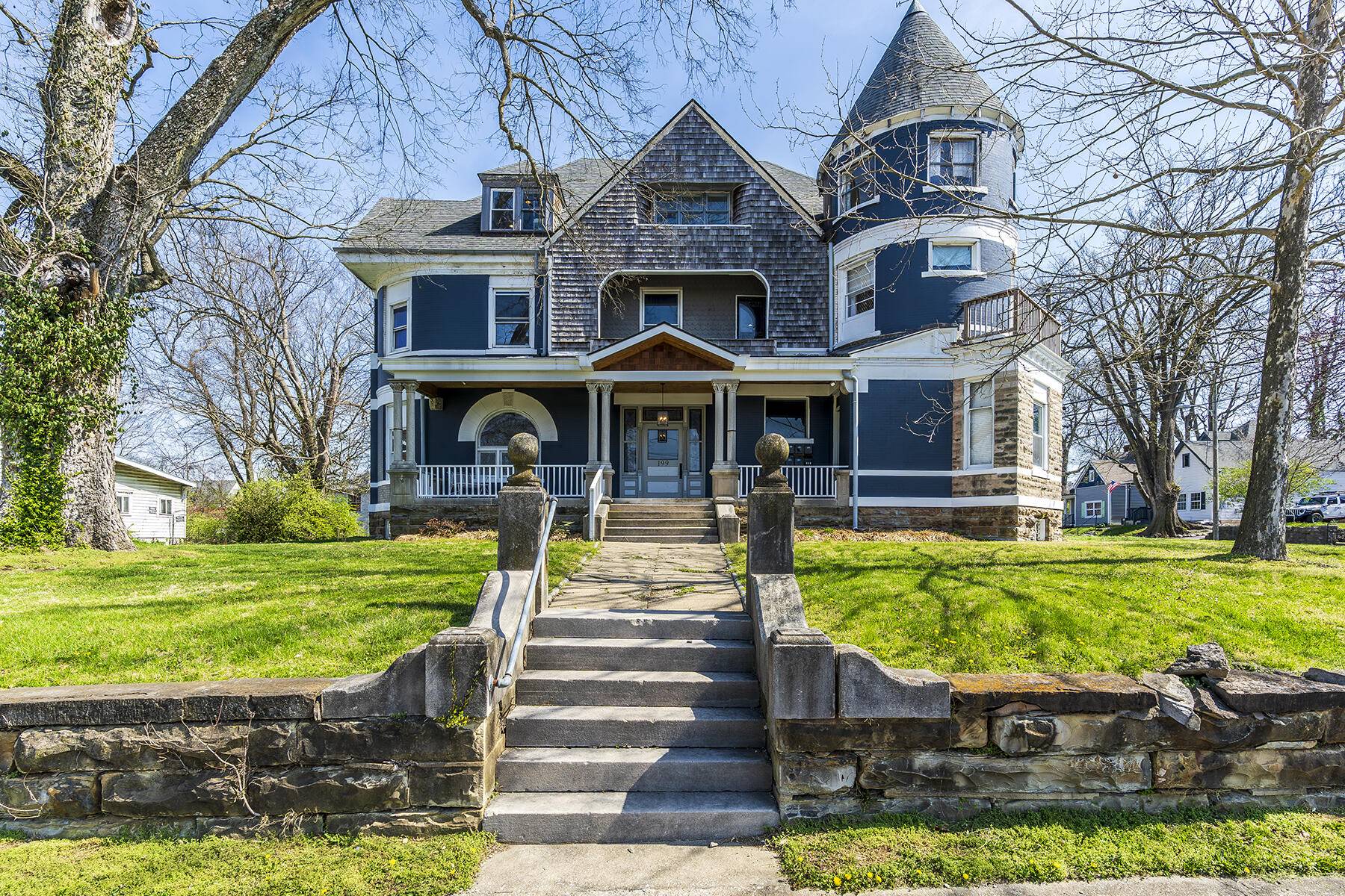Lexington, KY 40505,199 East Loudon Avenue