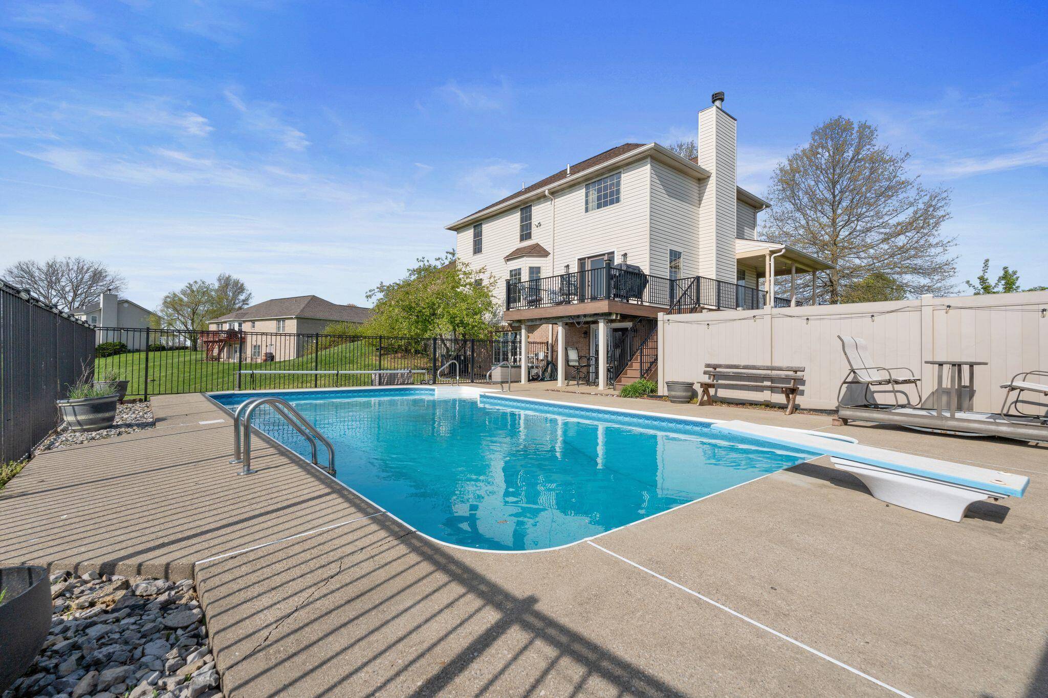 Dry Ridge, KY 41035,130 Choctaw Drive