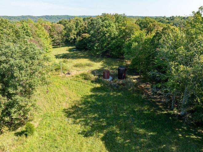 Burkesville, KY 42717,560 C Riddle Road