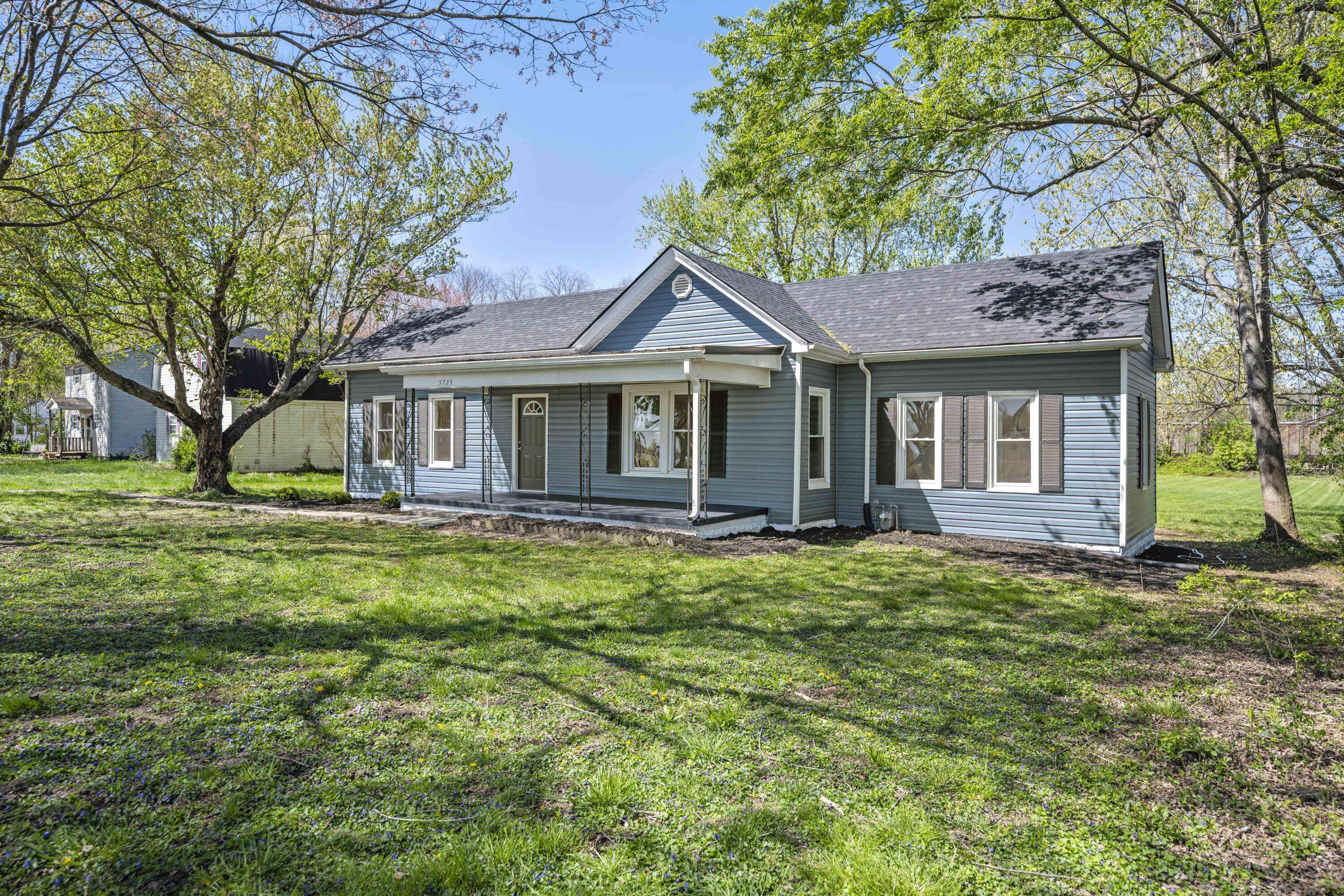 Hustonville, KY 40437,5725 Ky 2141