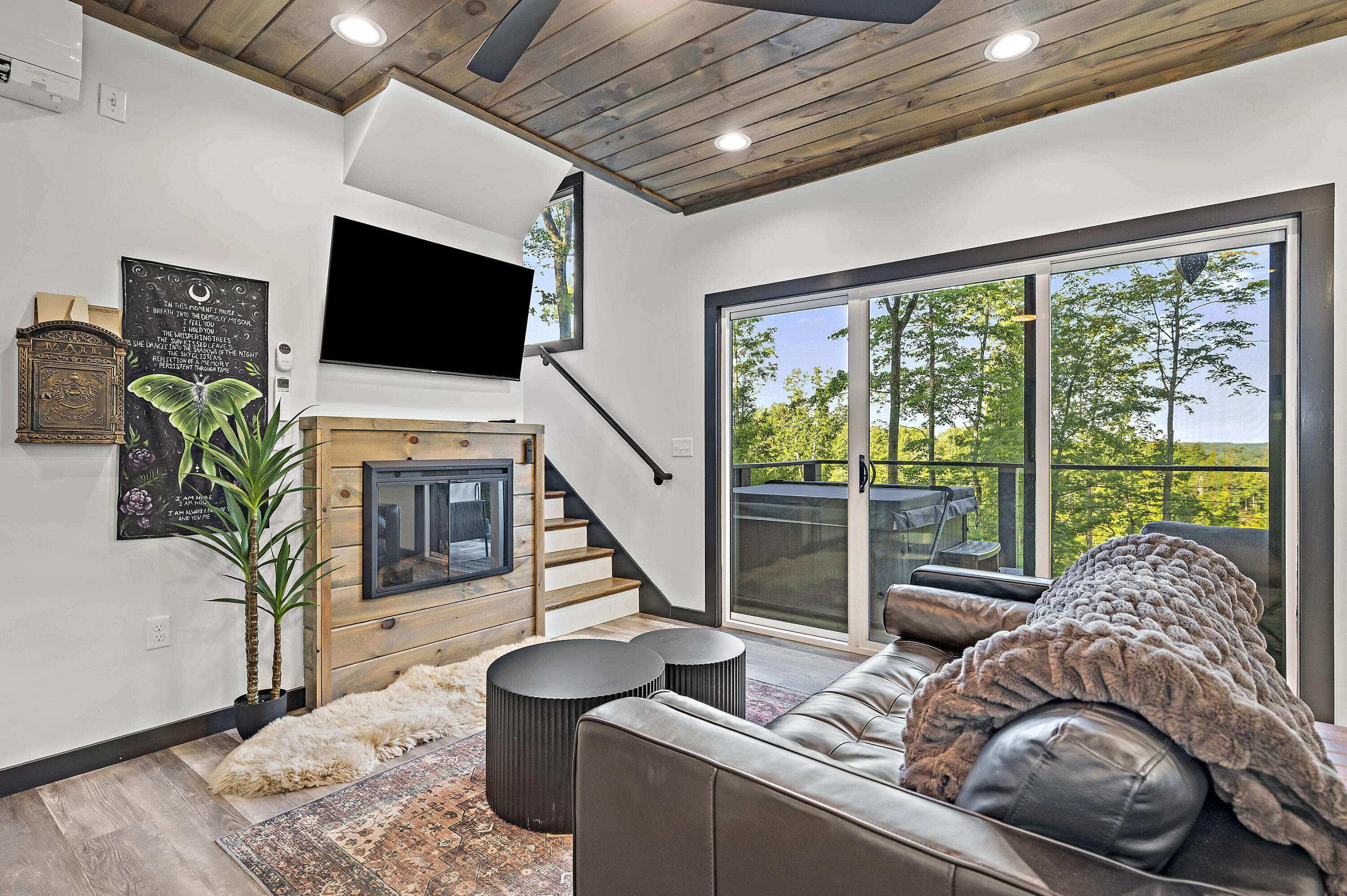 Campton, KY 41301,336 Chestnut Log Road