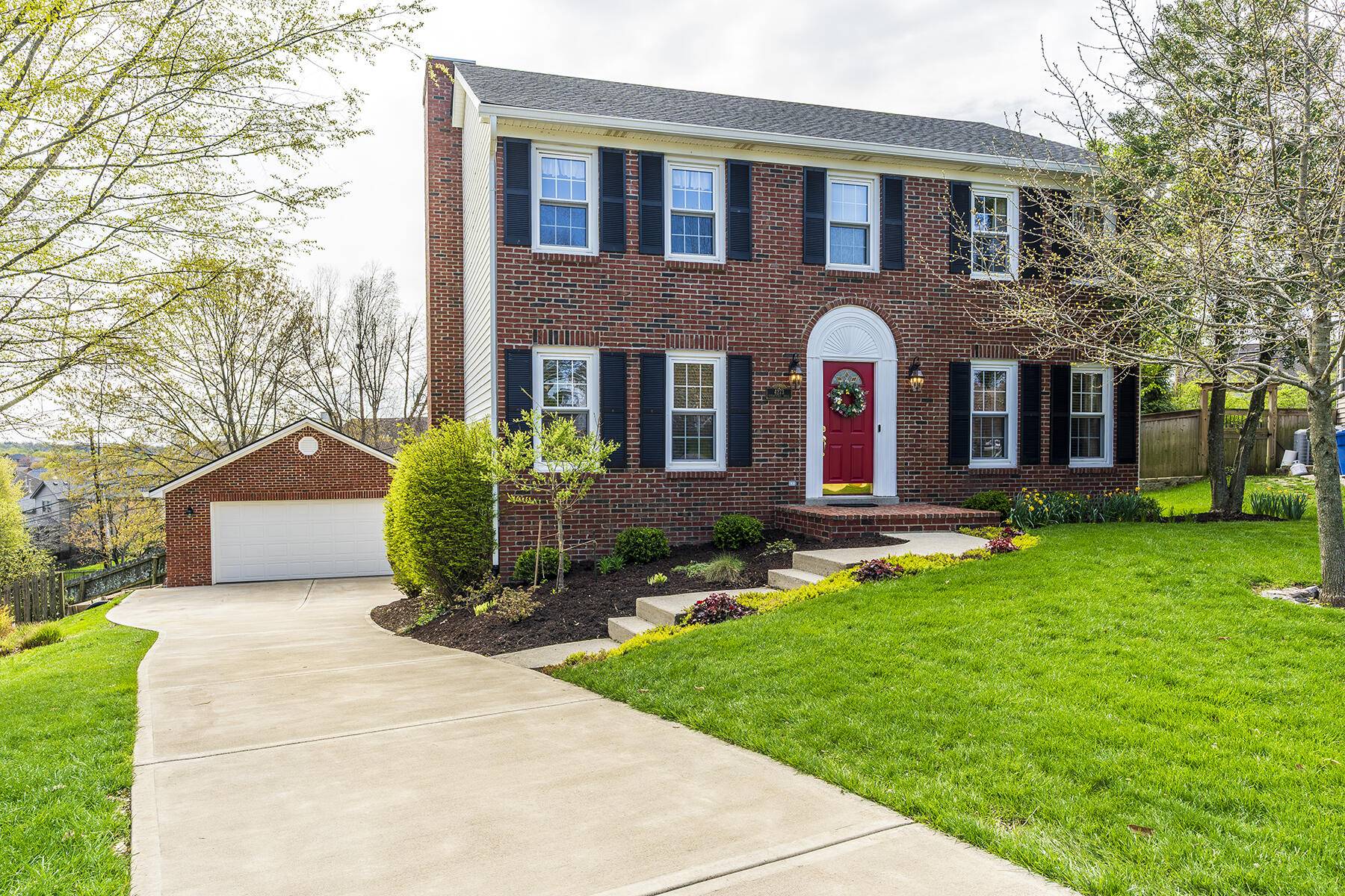 Lexington, KY 40515,4273 Watertrace Drive